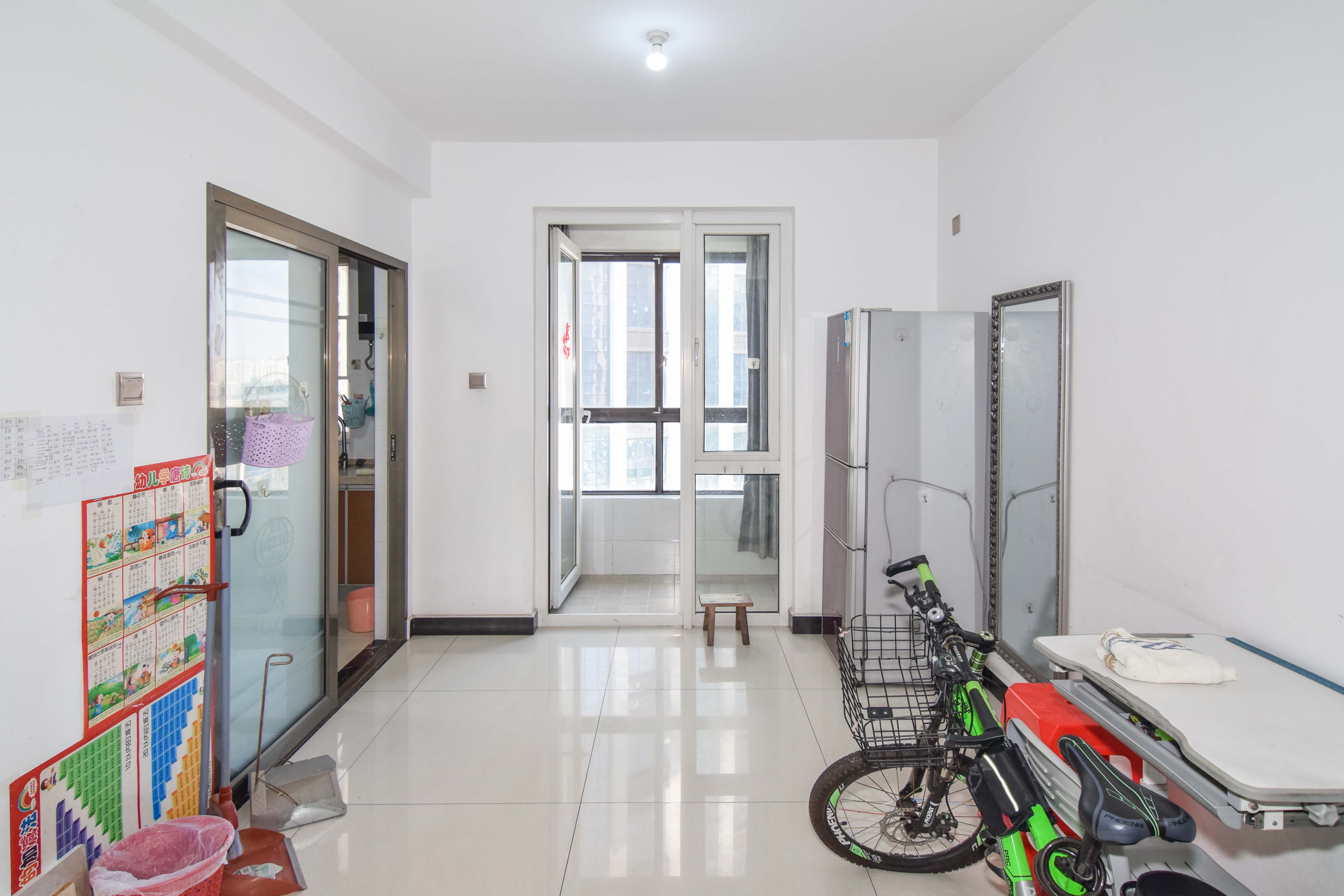 金地三千府(金地湖山樾、金地自在城) 3室2厅1卫 69.0万 金地三千府(金地湖山樾、金地自在城) 3室2厅1卫 69.0万其他