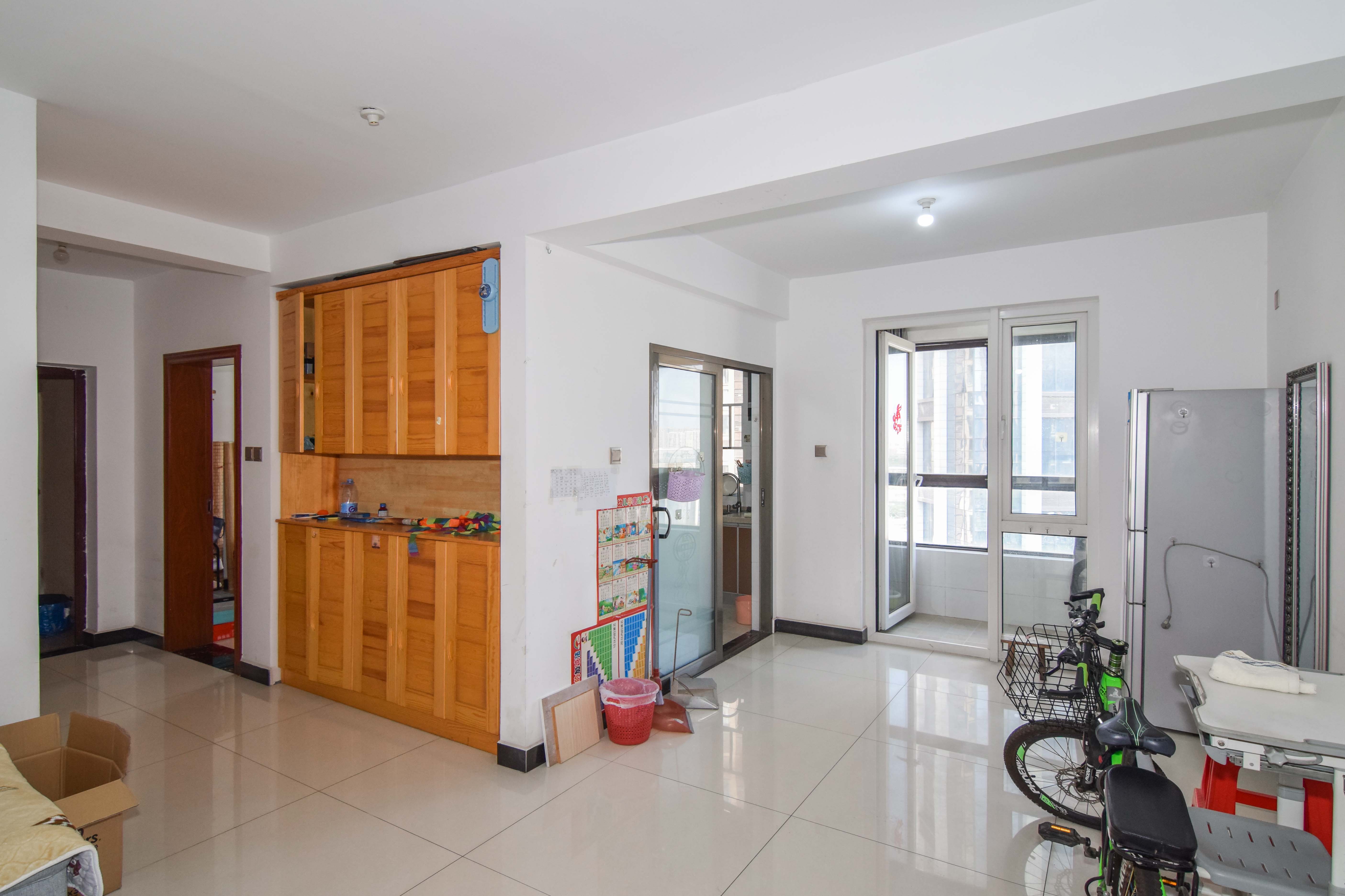 金地三千府(金地湖山樾、金地自在城) 3室2厅1卫 69.0万 金地三千府(金地湖山樾、金地自在城) 3室2厅1卫 69.0万其他