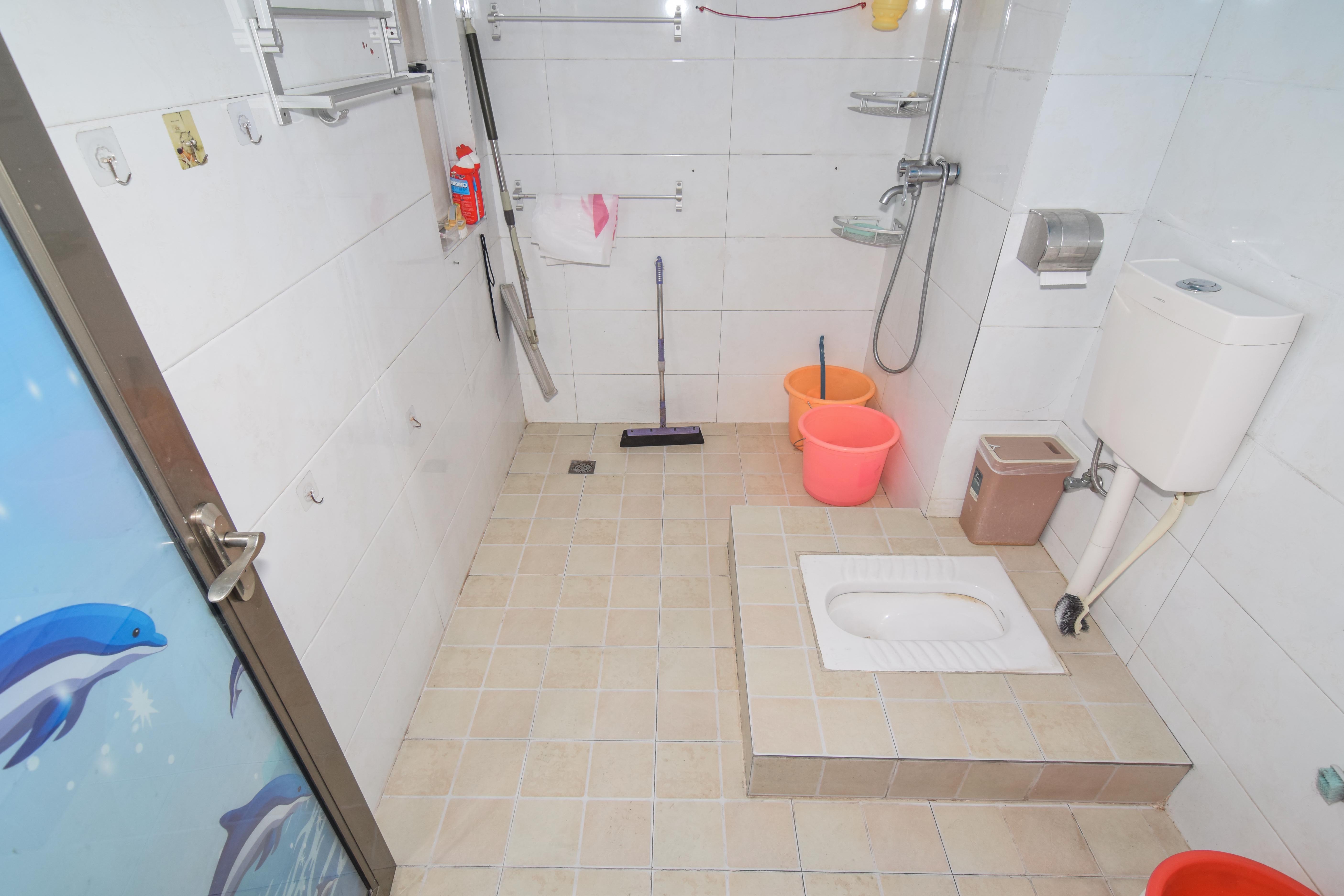 金地三千府(金地湖山樾、金地自在城) 3室2厅1卫 69.0万 金地三千府(金地湖山樾、金地自在城) 3室2厅1卫 69.0万卫生间