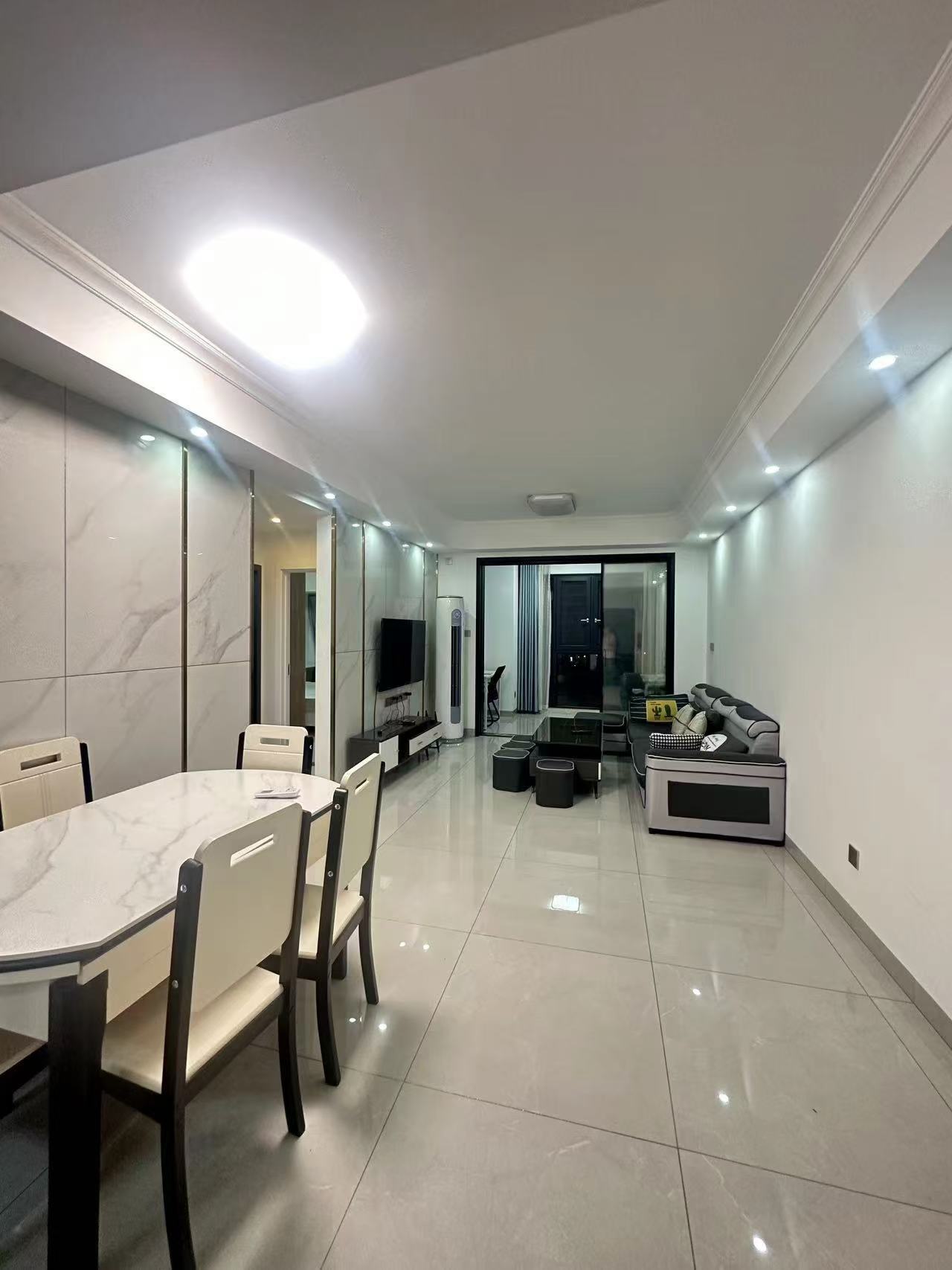 创世纪广场  2室1厅1卫    2000.0元/月室内图