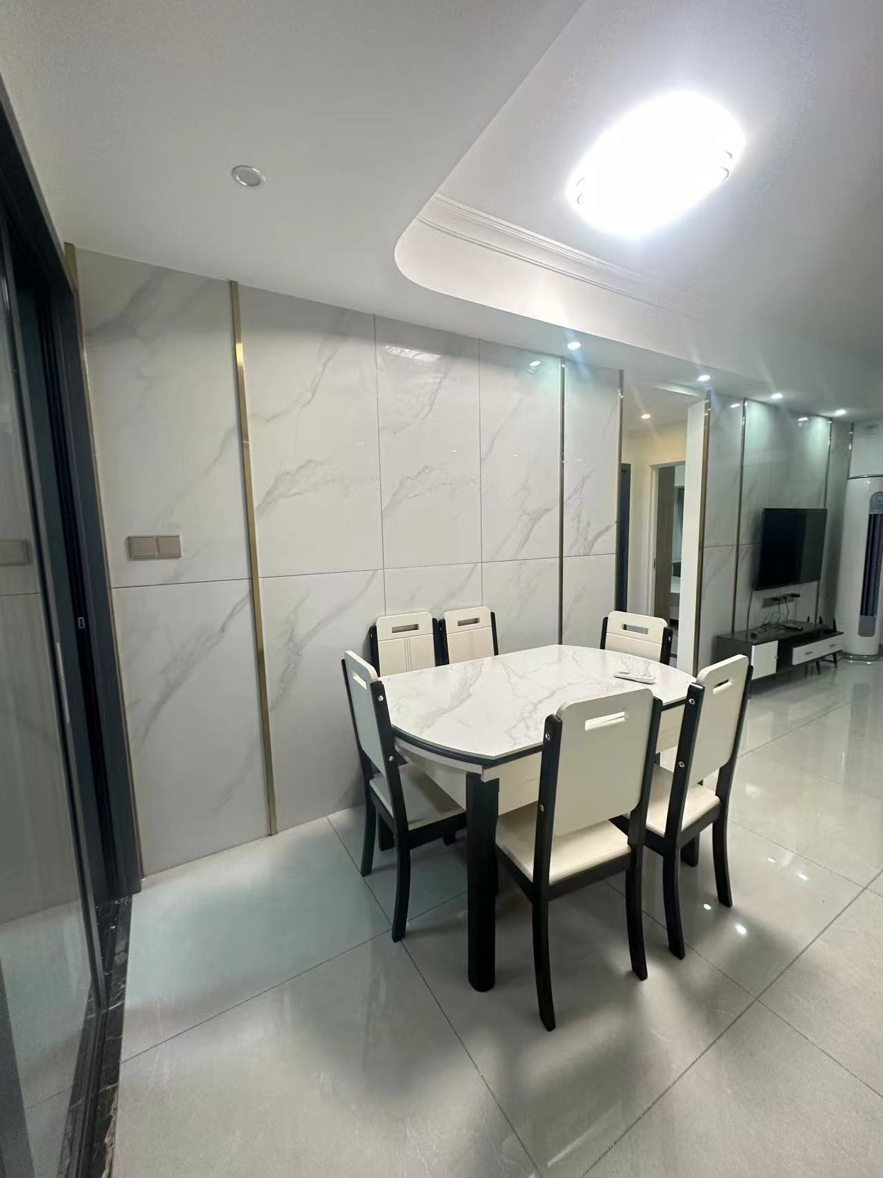 创世纪广场 2室1厅1卫 2000.0元/月 创世纪广场 2室1厅1卫 2000.0元/月室内图