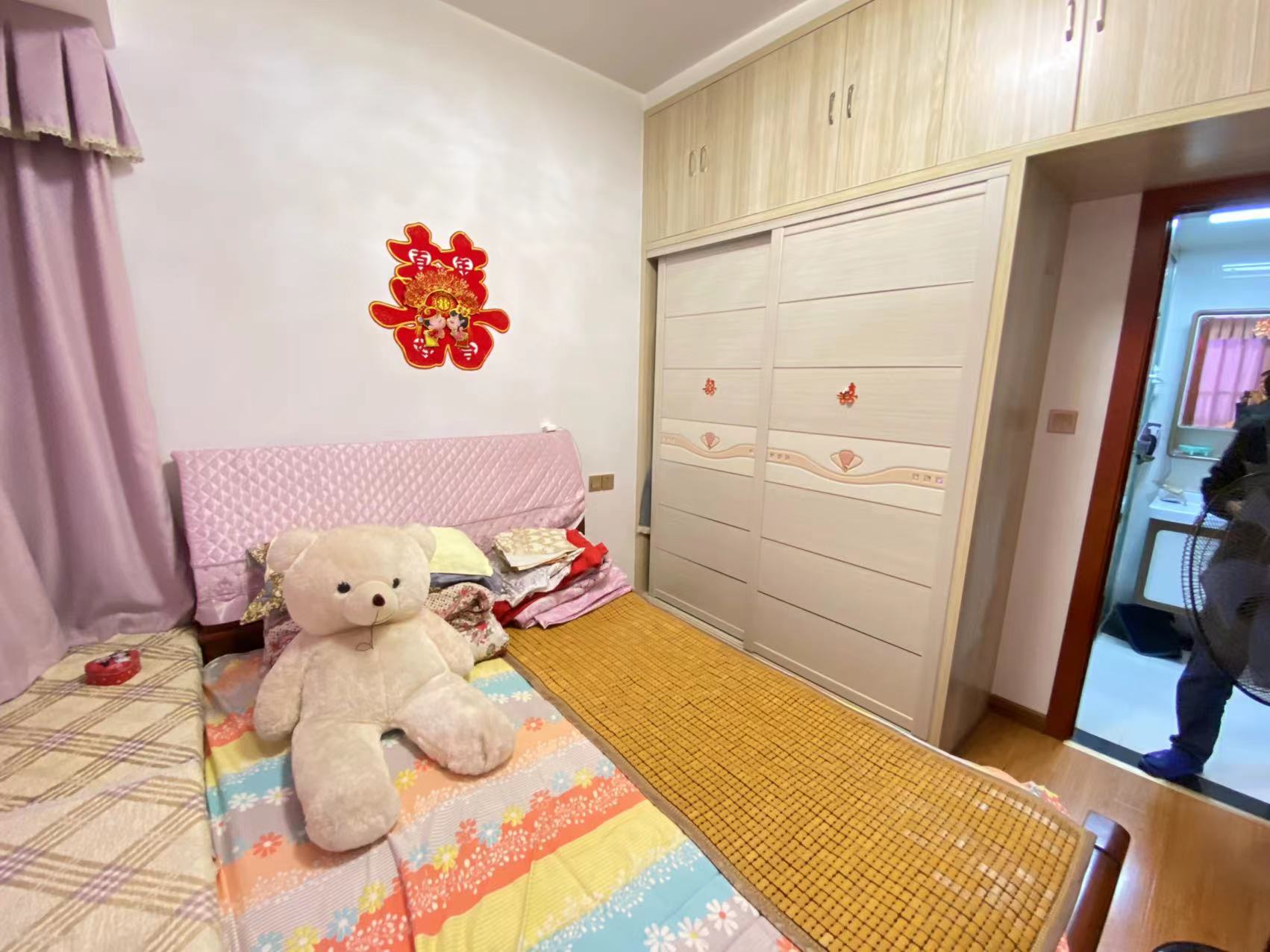 日盛山湖城 3室2厅1卫 1800.0元/月 日盛山湖城 3室2厅1卫 1800.0元/月室内图