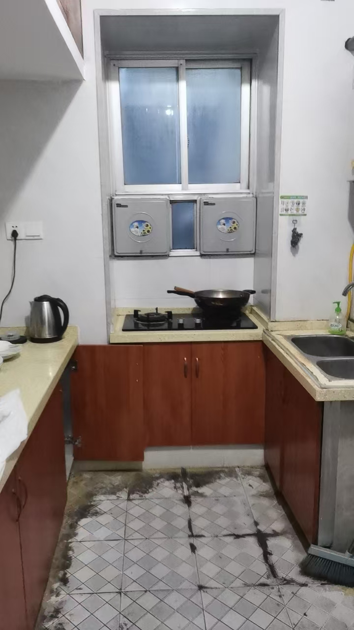 市总工会宿舍(司马里36号) 3室2厅1卫 2000.0元/月 市总工会宿舍(司马里36号) 3室2厅1卫 2000.0元/月室内图