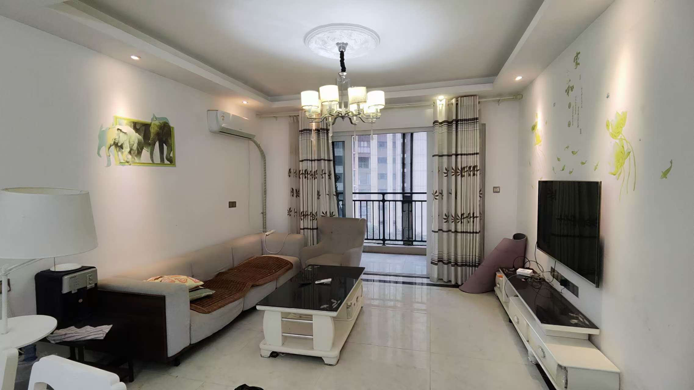 美的城三期  3室2厅2卫    56.8万 美的城三期  3室2厅2卫    56.8万