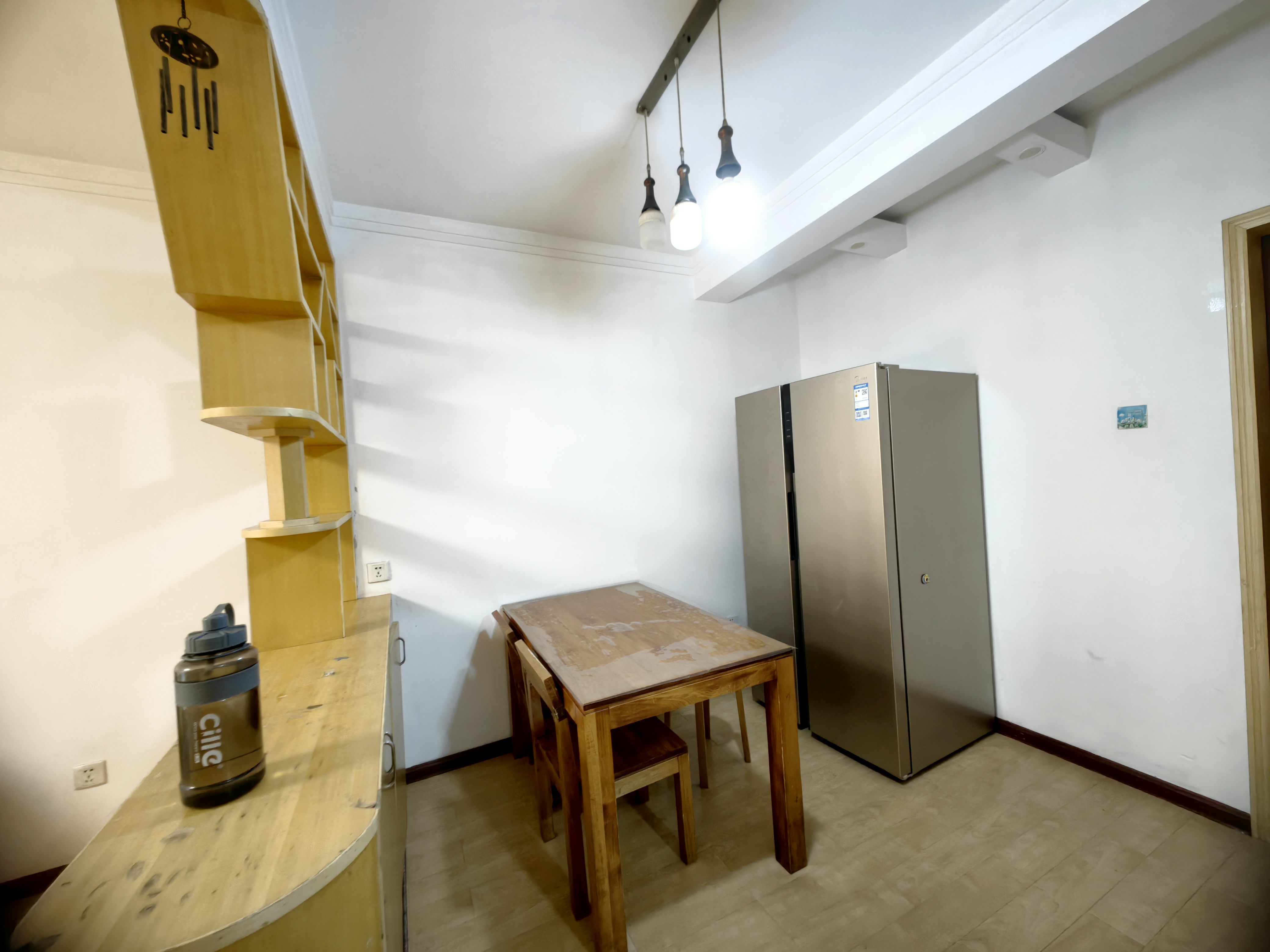 都市金领  3室2厅1卫    3100.0元/月室内图