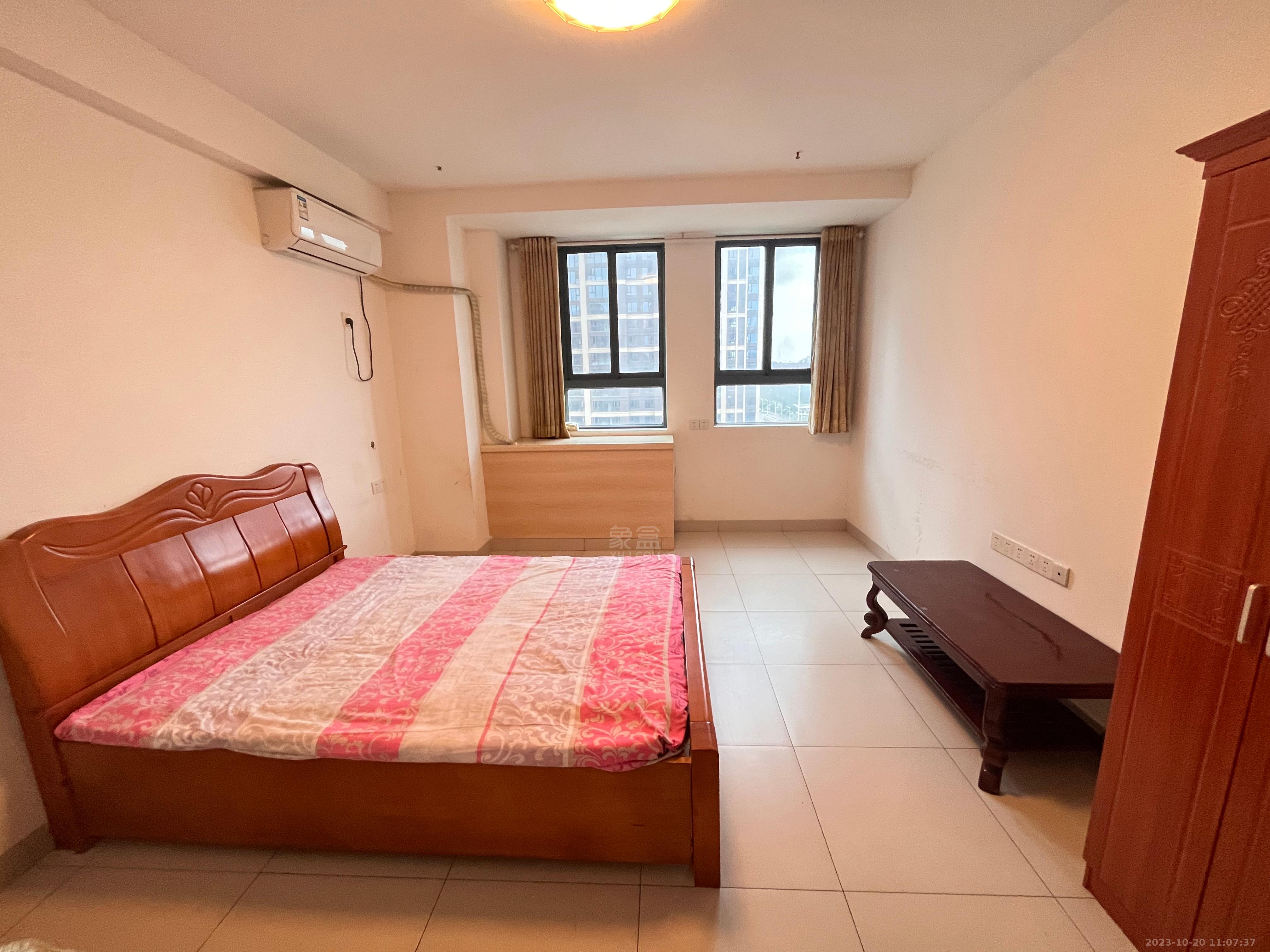 金质颐园 1室1厅1卫 1200.0元/月 金质颐园 1室1厅1卫 1200.0元/月室内图