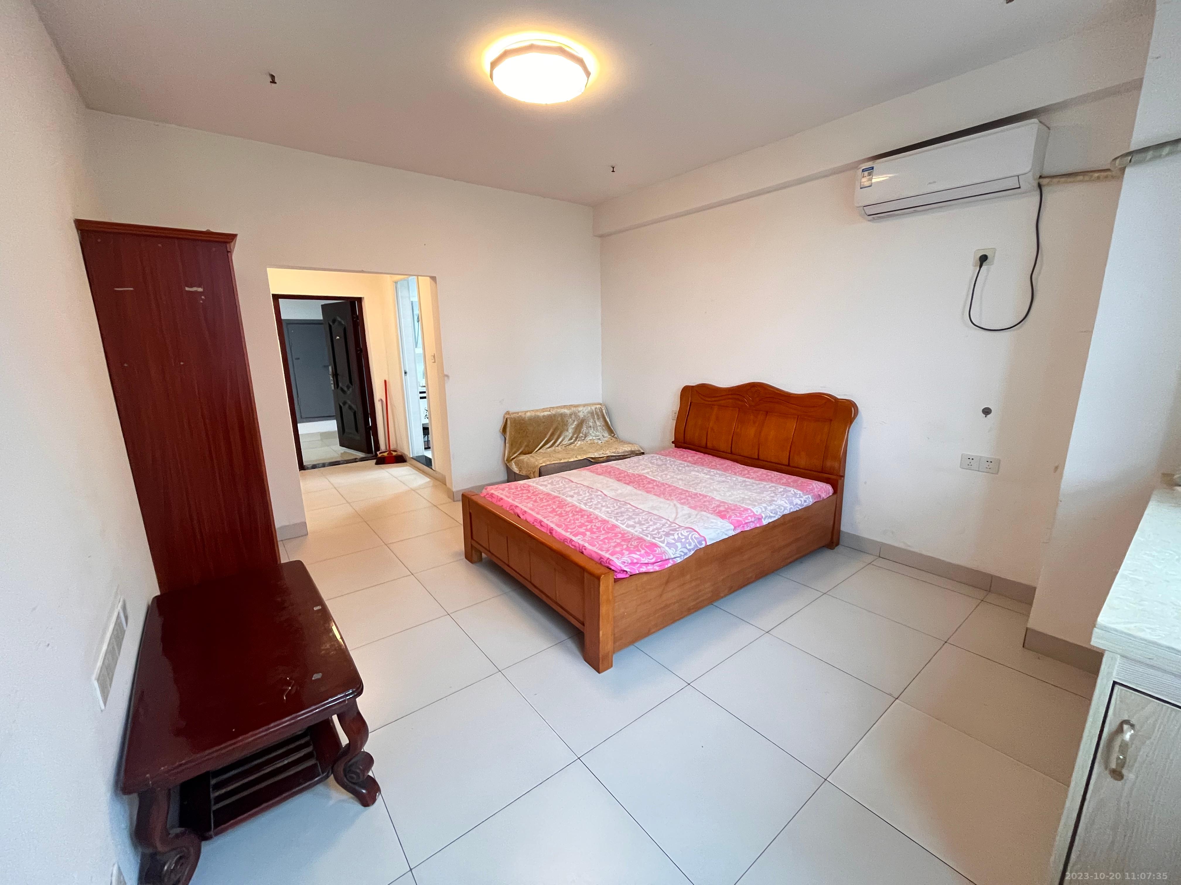 金质颐园 1室1厅1卫 1200.0元/月 金质颐园 1室1厅1卫 1200.0元/月室内图