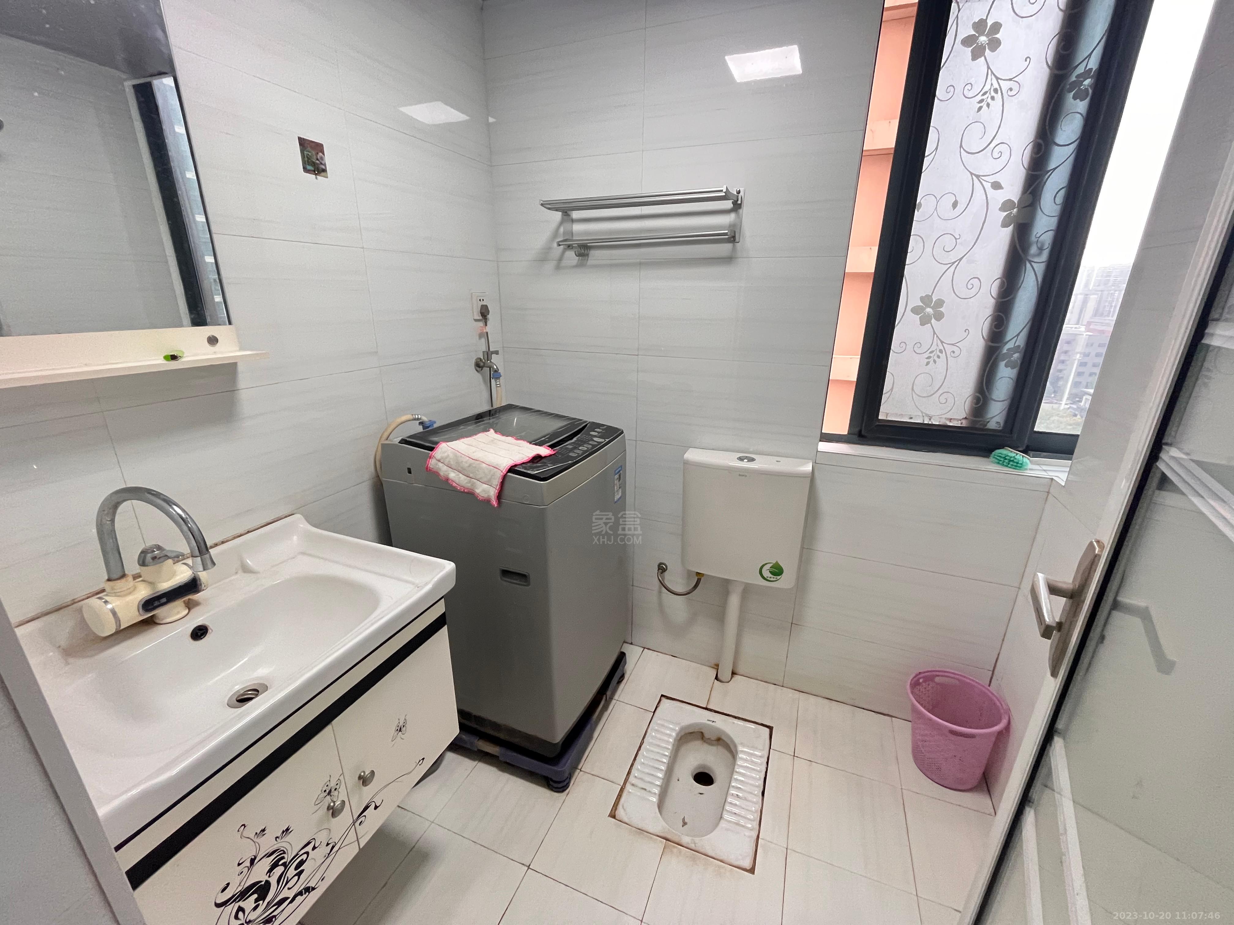 金质颐园 1室1厅1卫 1200.0元/月 金质颐园 1室1厅1卫 1200.0元/月室内图