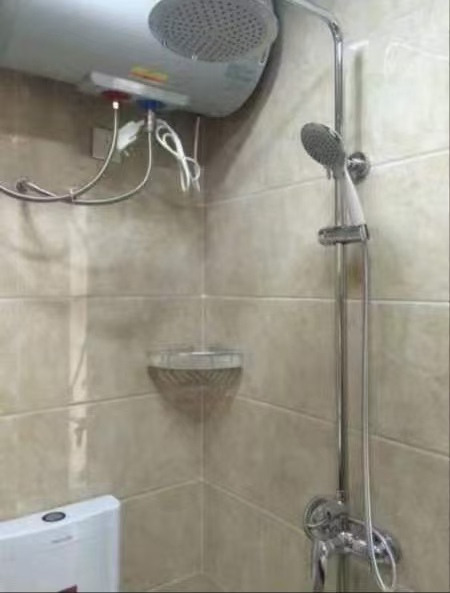 五洲富隆中心 1室1厅1卫 800.0元/月 五洲富隆中心 1室1厅1卫 800.0元/月室内图