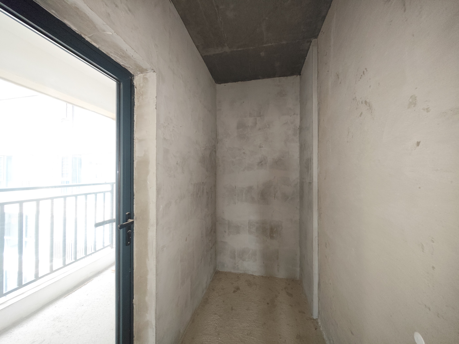 中建嘉和城  3室2厅1卫   79.00万卧室