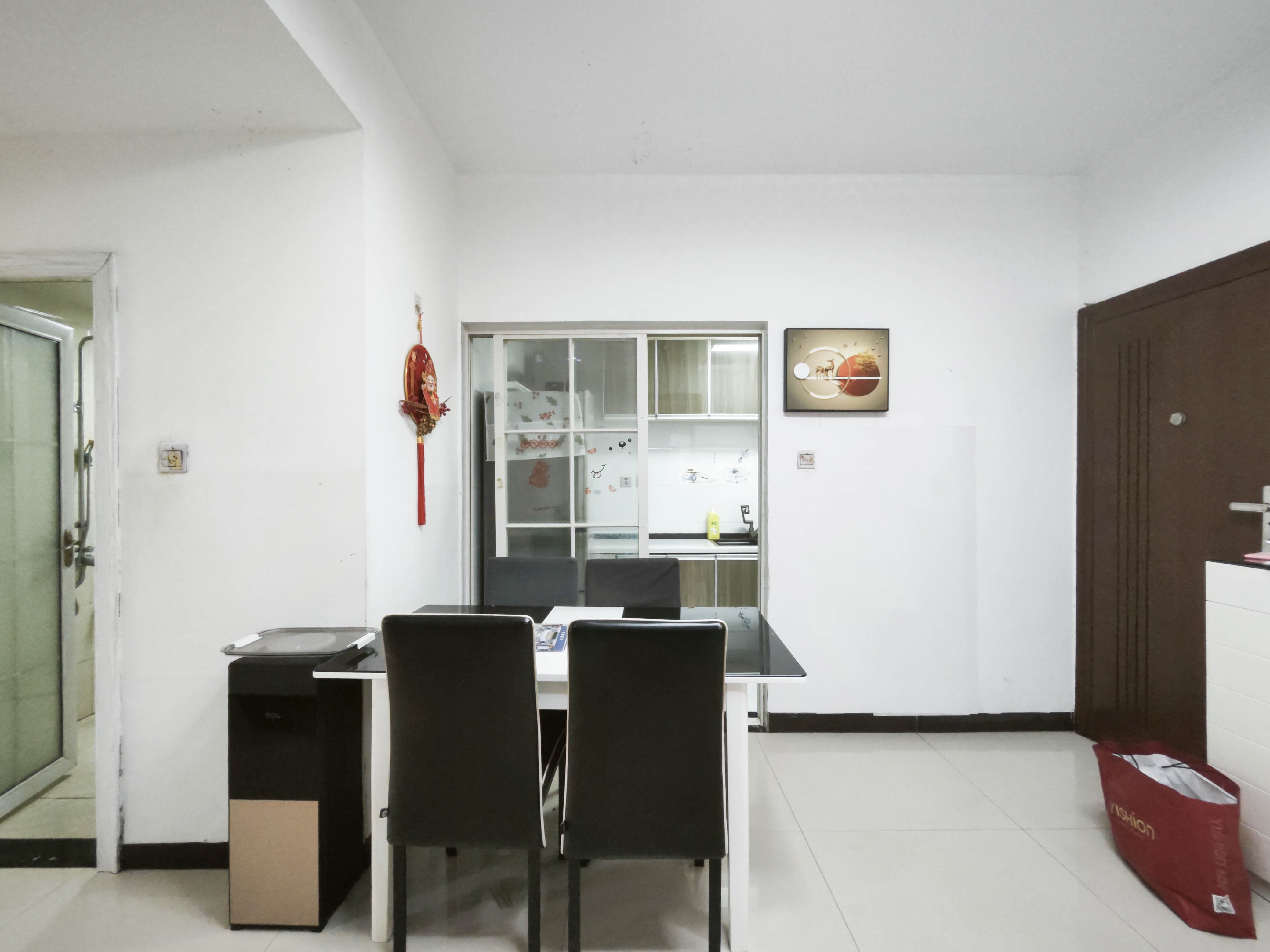 华悦城 3室2厅1卫 69.0万 华悦城 3室2厅1卫 69.0万其他