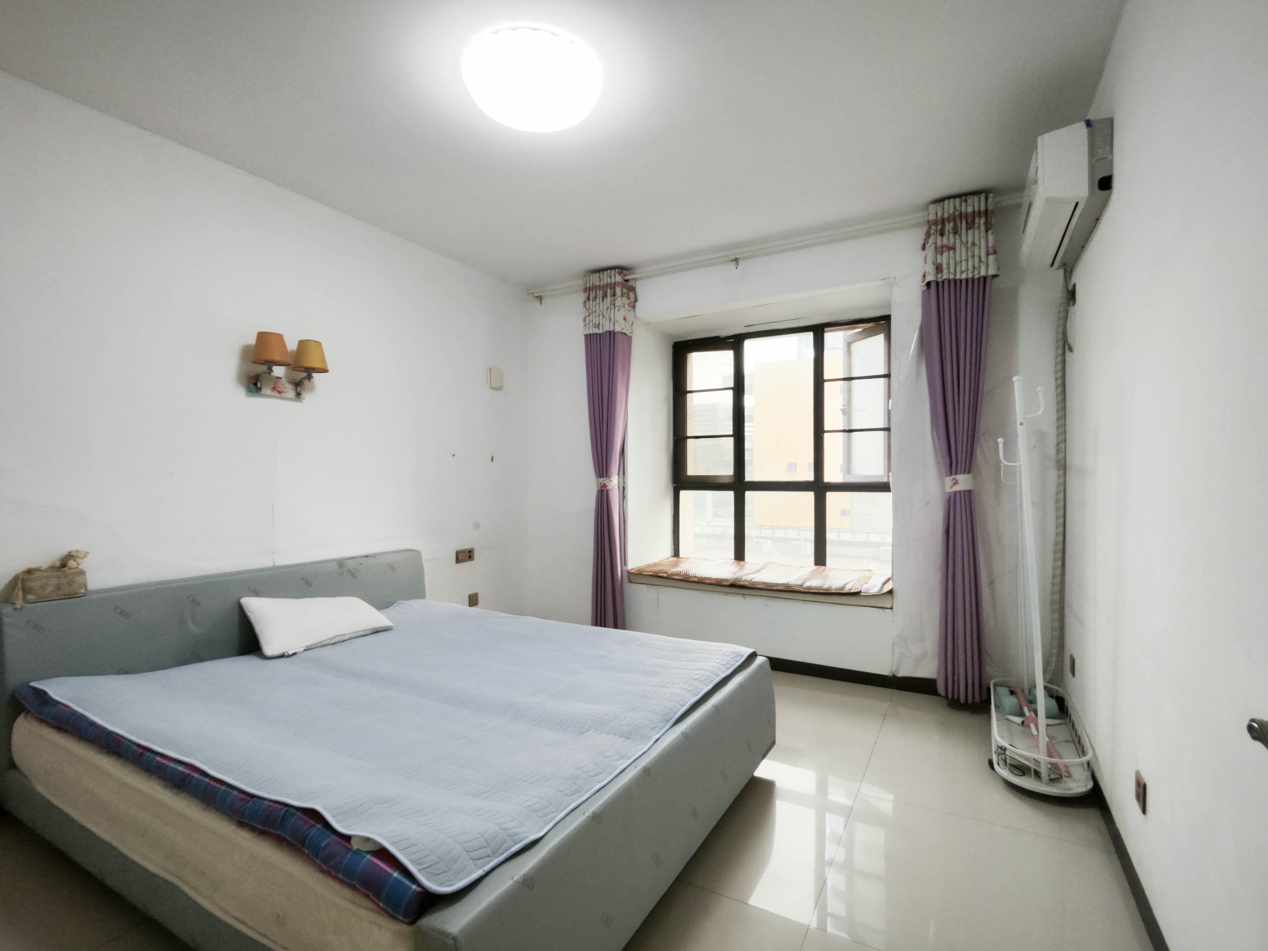 华悦城 3室2厅1卫 69.0万 华悦城 3室2厅1卫 69.0万卧室