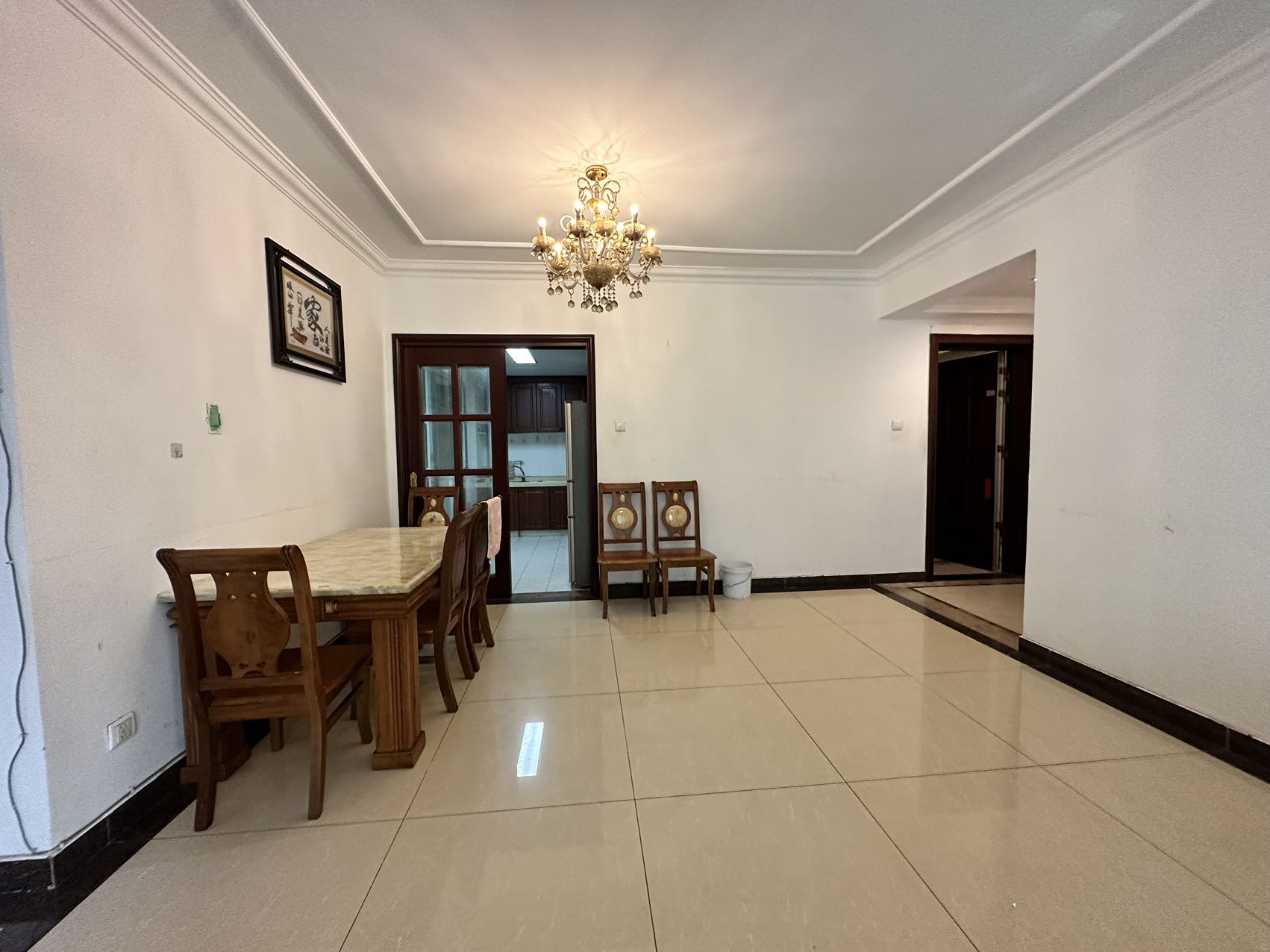 恒大名都  3室2厅2卫    1500.0元/月 恒大名都  3室2厅2卫    1500.0元/月室内图