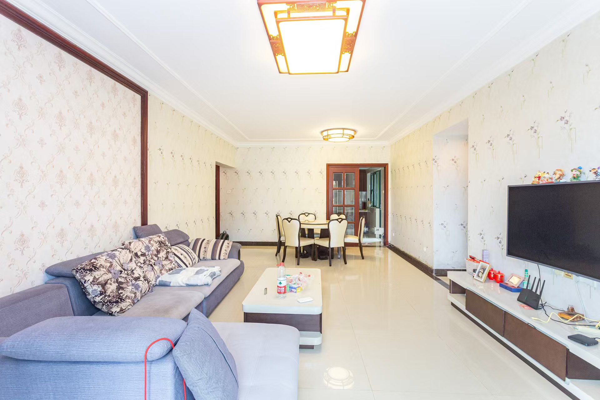 恒大名都 3室2厅1卫 2000.0元/月 恒大名都 3室2厅1卫 2000.0元/月室内图