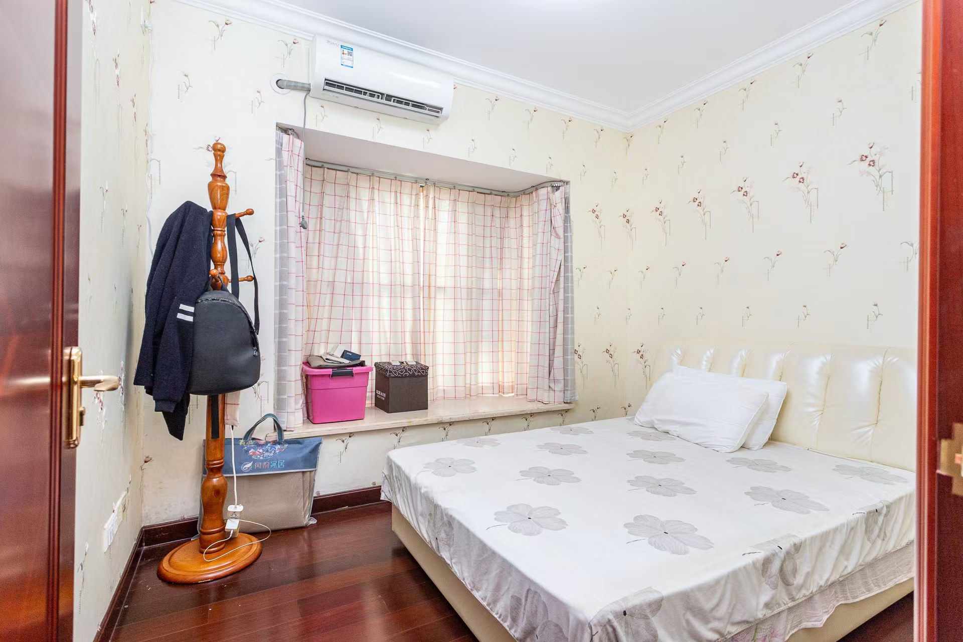 恒大名都 3室2厅1卫 2000.0元/月 恒大名都 3室2厅1卫 2000.0元/月室内图