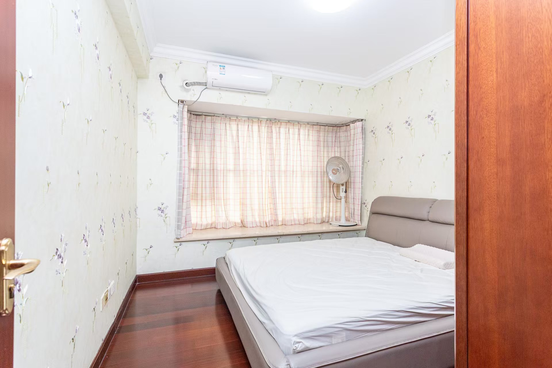 恒大名都 3室2厅1卫 2000.0元/月 恒大名都 3室2厅1卫 2000.0元/月室内图