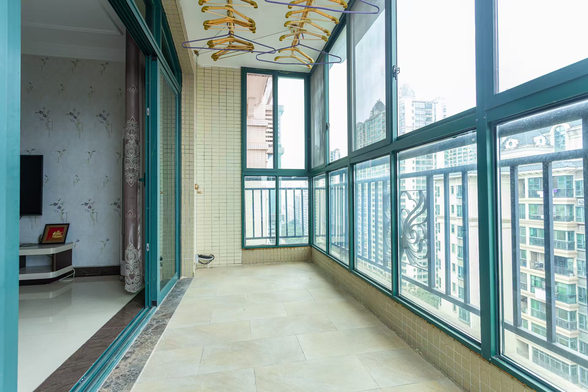 恒大名都 3室2厅1卫 2000.0元/月 恒大名都 3室2厅1卫 2000.0元/月室内图