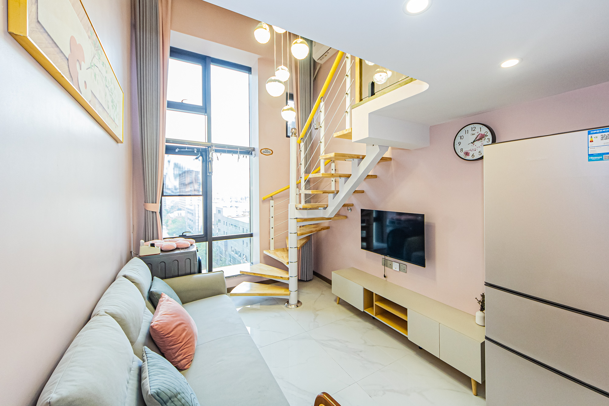 珠江花城好世界 1室1厅1卫 36.0万 珠江花城好世界 1室1厅1卫 36.0万客厅