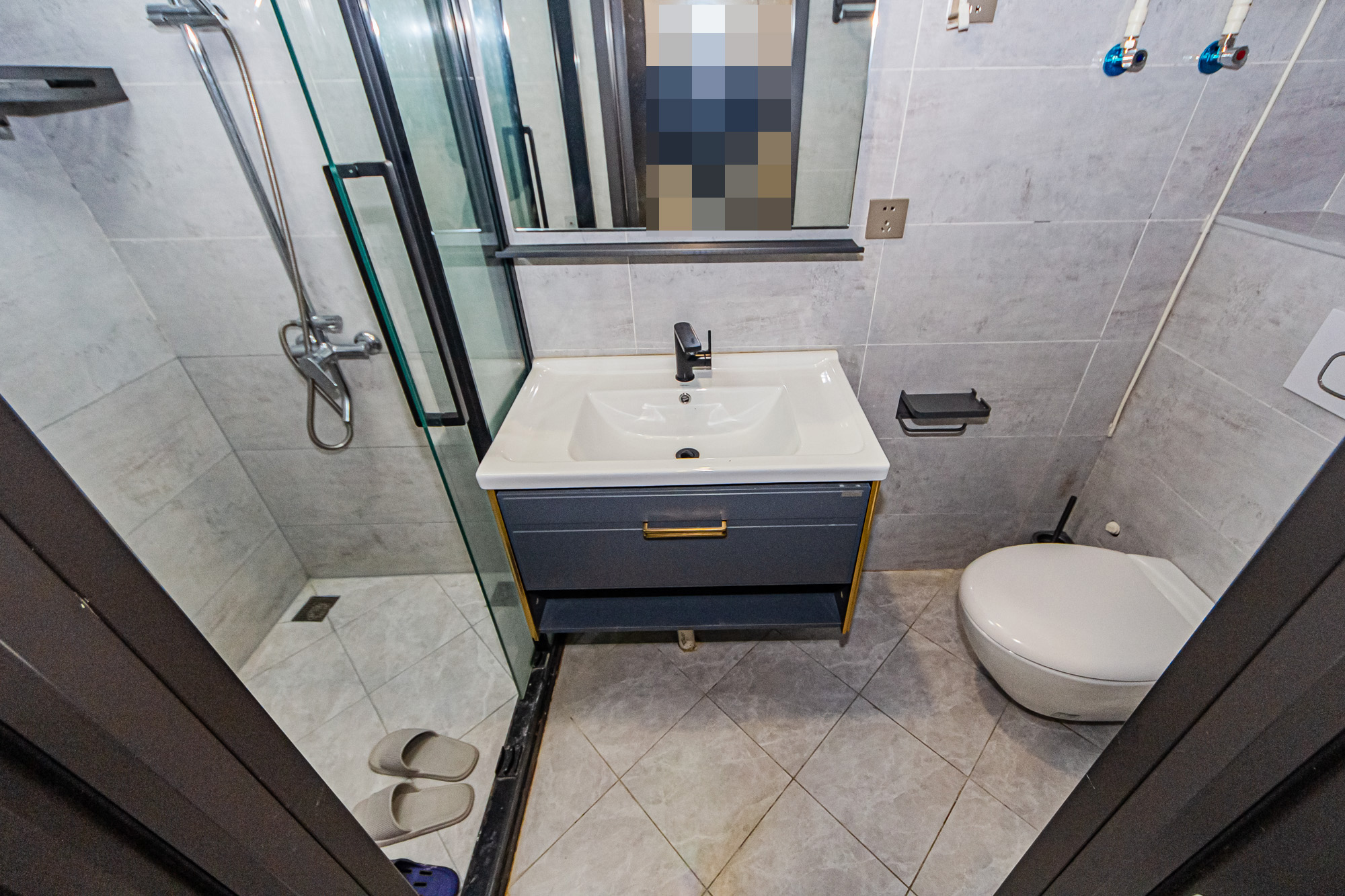 珠江花城好世界 1室1厅1卫 36.0万 珠江花城好世界 1室1厅1卫 36.0万卫生间