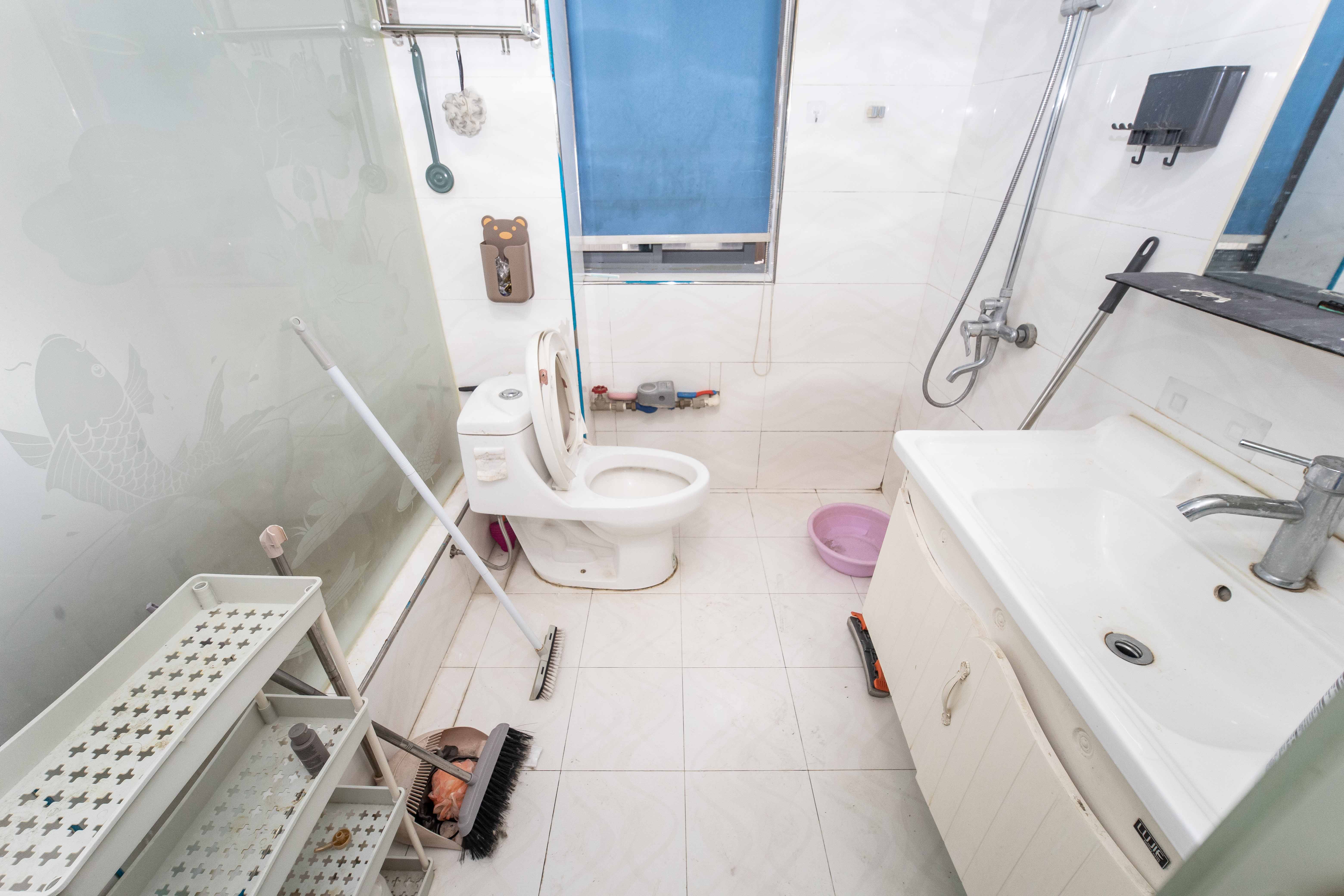 东方银座(东方摩卡) 1室1厅1卫 32.5万 东方银座(东方摩卡) 1室1厅1卫 32.5万卫生间