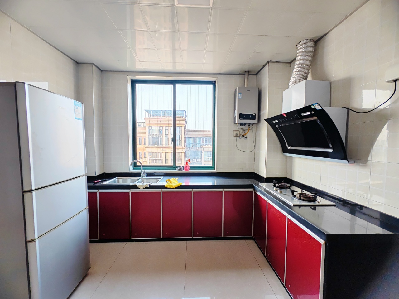 尚格名城花好悦园4期 4室2厅2卫 45.0万 尚格名城花好悦园4期 4室2厅2卫 45.0万室内图