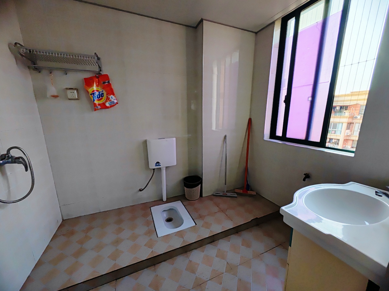 尚格名城花好悦园4期 4室2厅2卫 45.0万 尚格名城花好悦园4期 4室2厅2卫 45.0万室内图