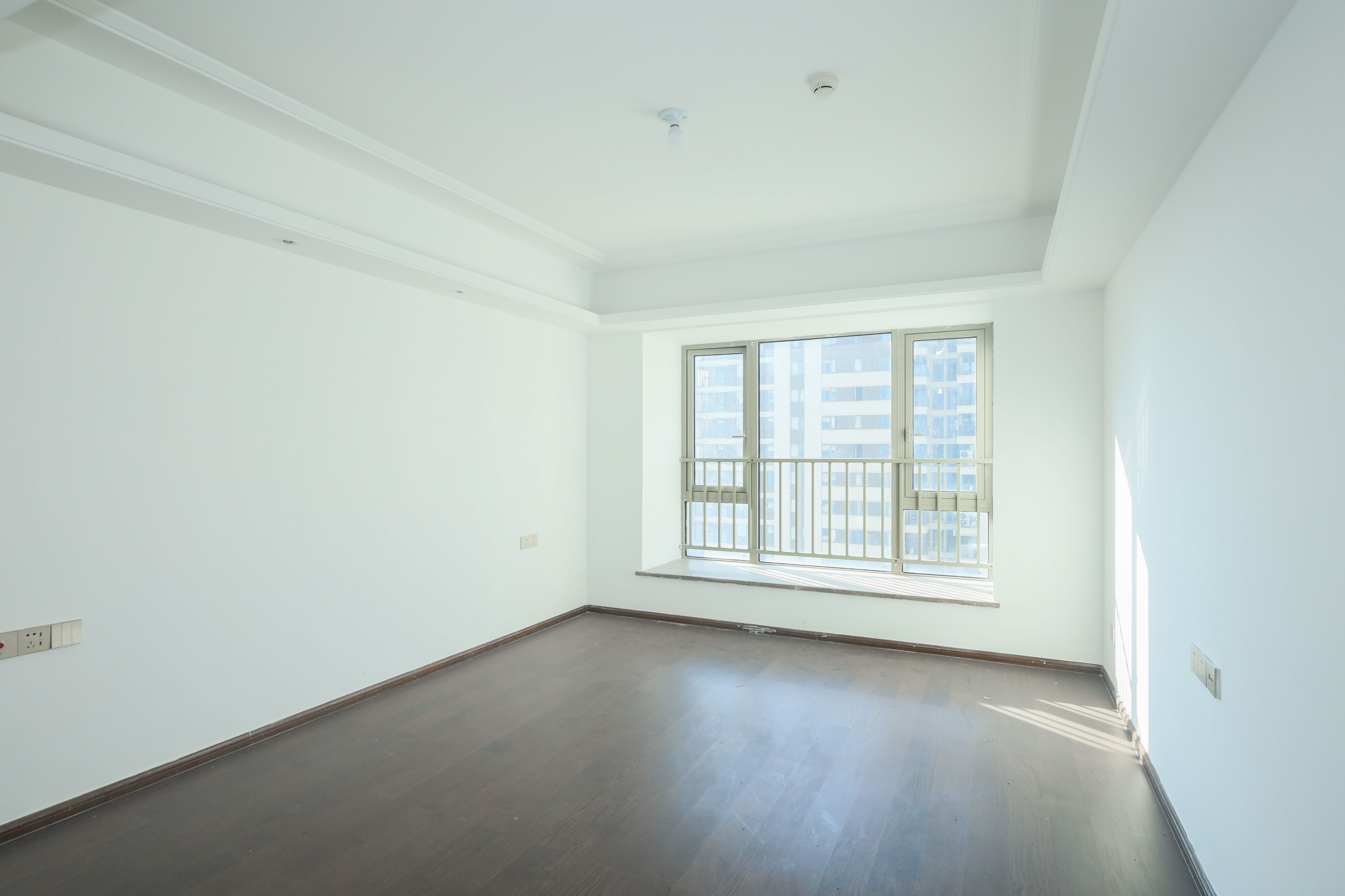 梅溪华府(新城金茂梦想华府) 4室2厅2卫 320.0万 梅溪华府(新城金茂梦想华府) 4室2厅2卫 320.0万卧室