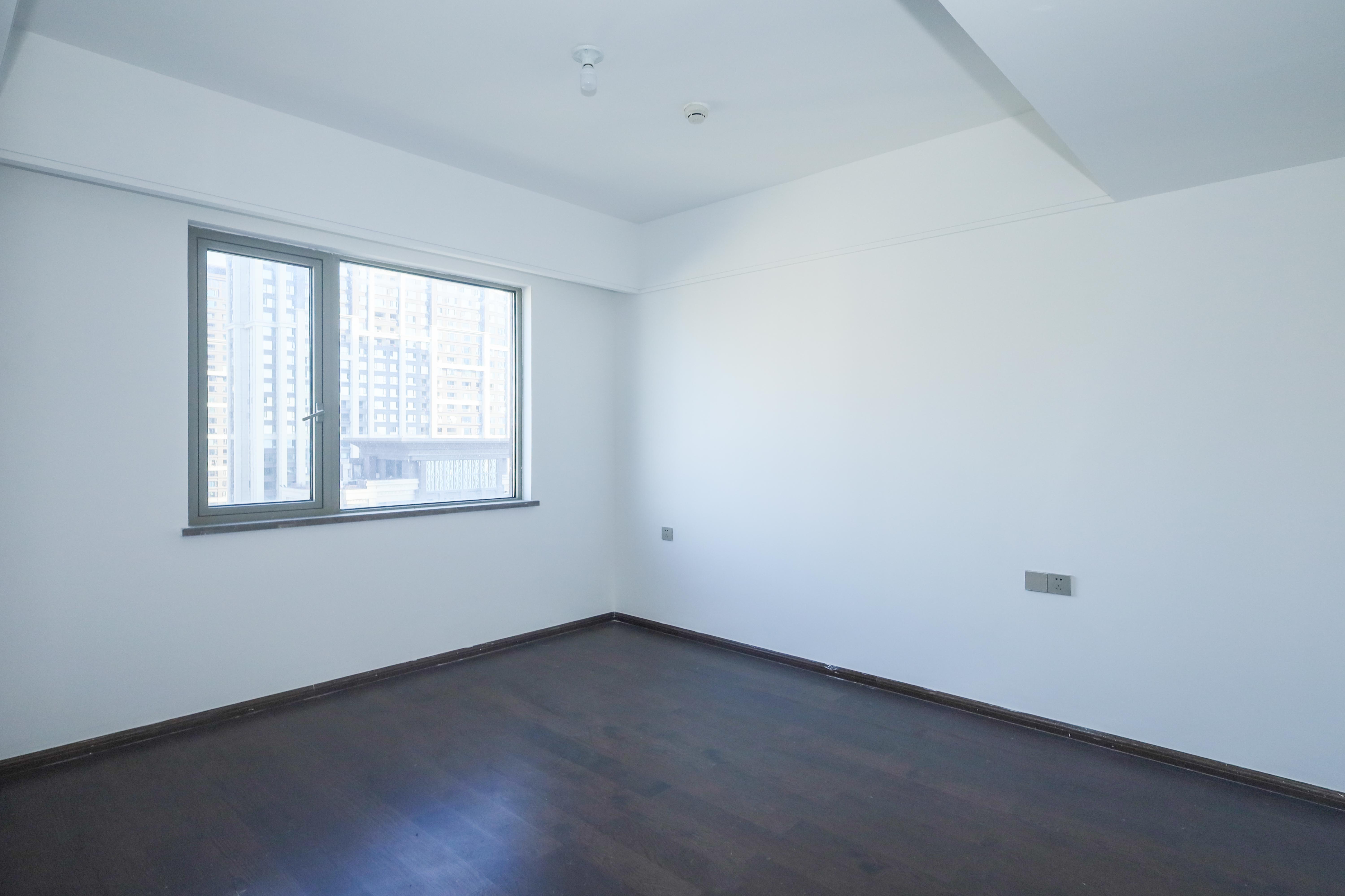 梅溪华府(新城金茂梦想华府) 4室2厅2卫 320.0万 梅溪华府(新城金茂梦想华府) 4室2厅2卫 320.0万卧室