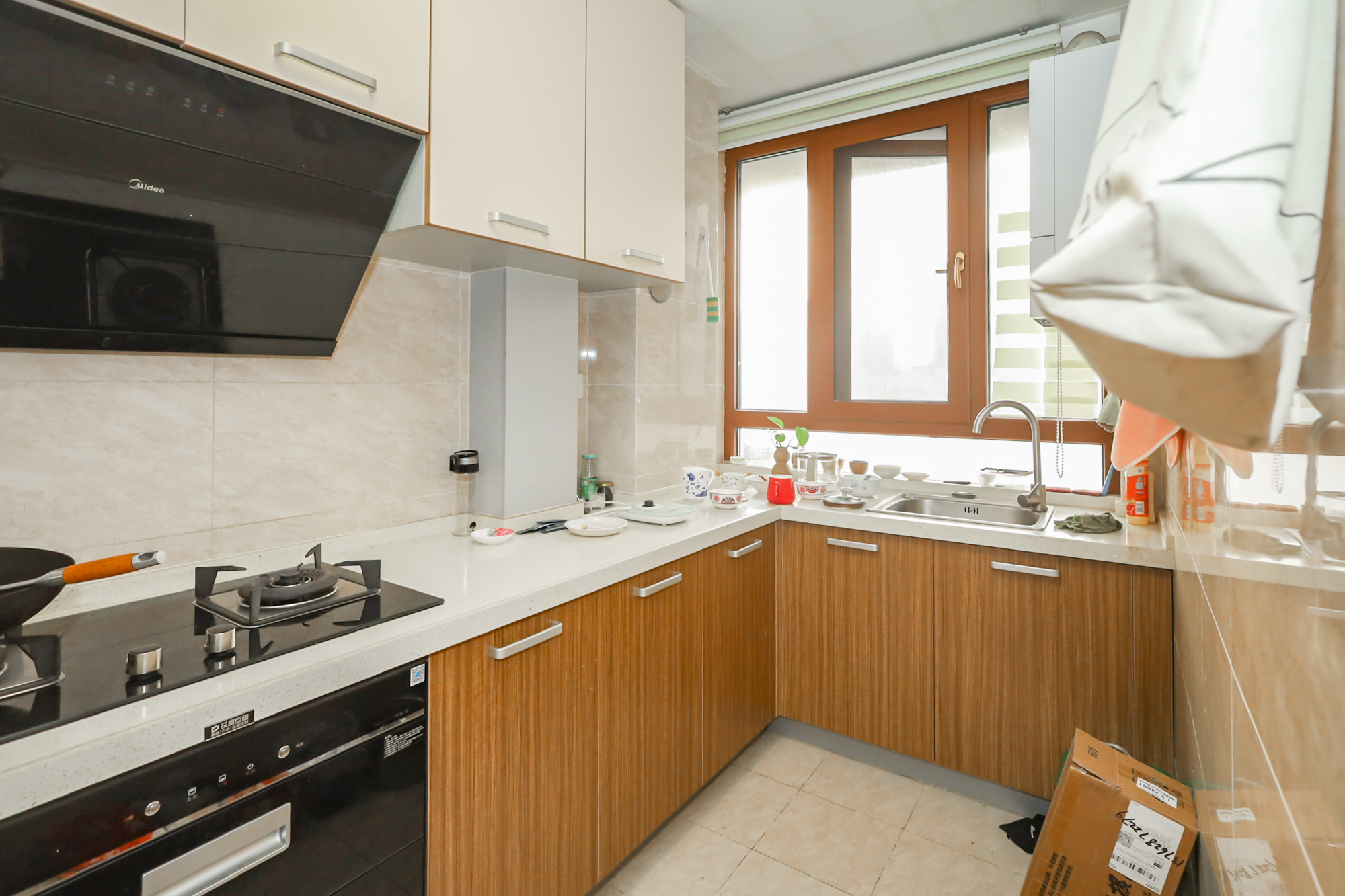 华韵城市海岸(城市水岸苑) 2室1厅1卫 67.5万 华韵城市海岸(城市水岸苑) 2室1厅1卫 67.5万厨房