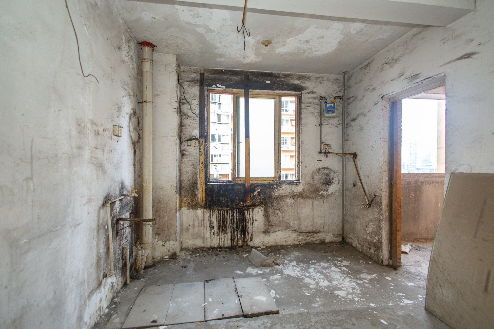 晶华美地  3室2厅2卫    69.8万 晶华美地  3室2厅2卫    69.8万厨房