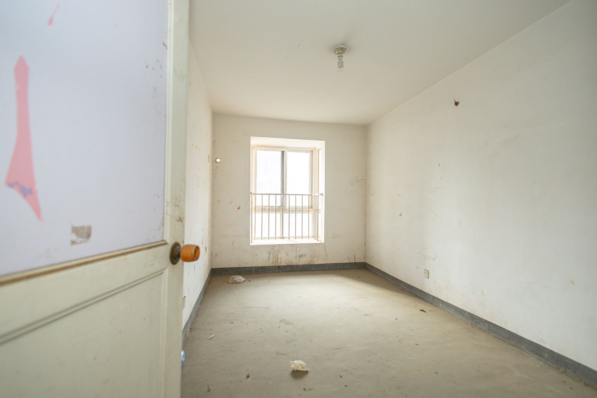 晶华美地  3室2厅2卫    69.8万 晶华美地  3室2厅2卫    69.8万卧室