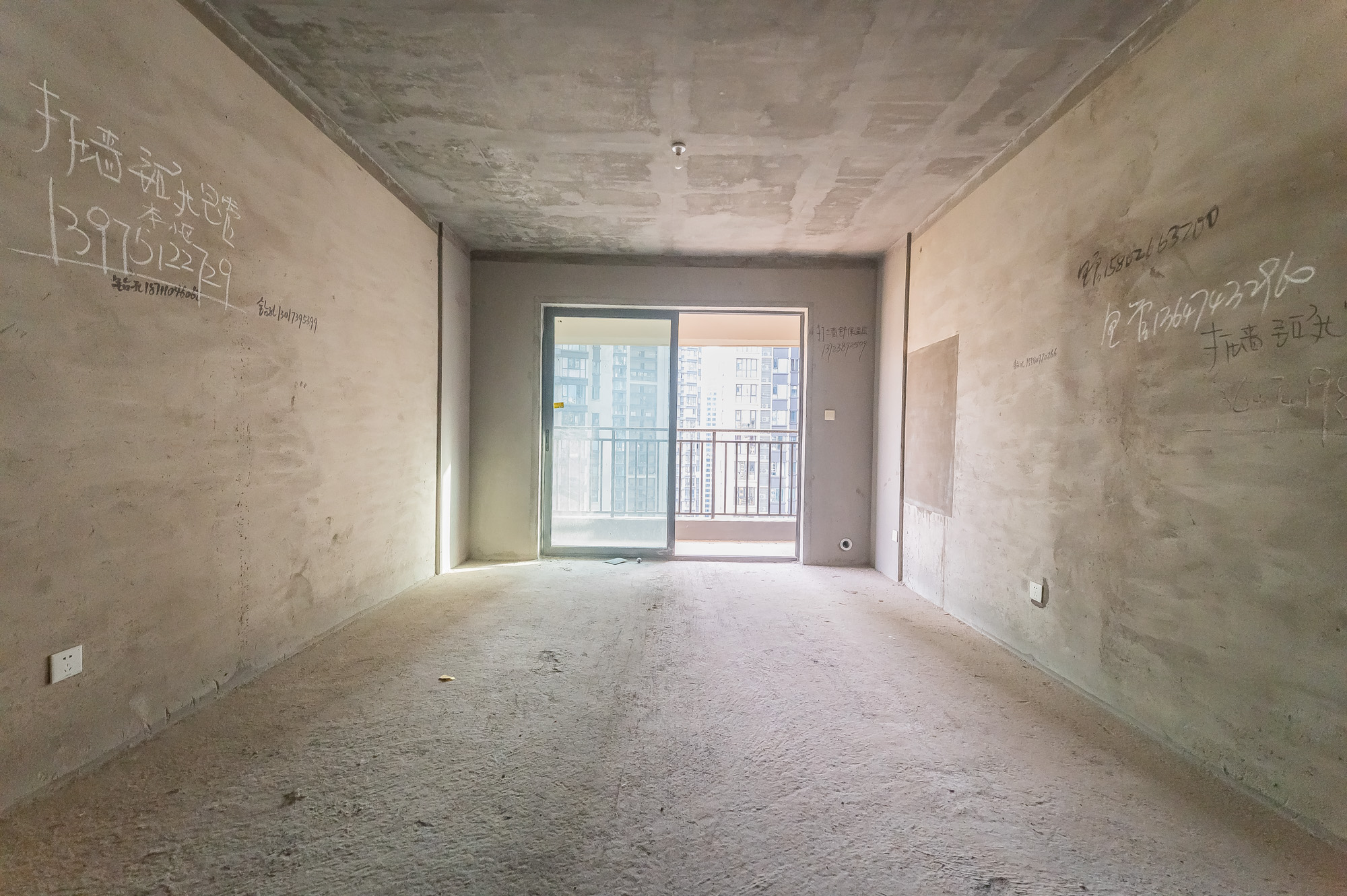 中建悦和城  3室2厅2卫   98.00万