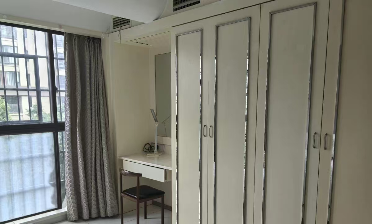 紫金花园 2室2厅1卫 1380.0元/月 紫金花园 2室2厅1卫 1380.0元/月室内图