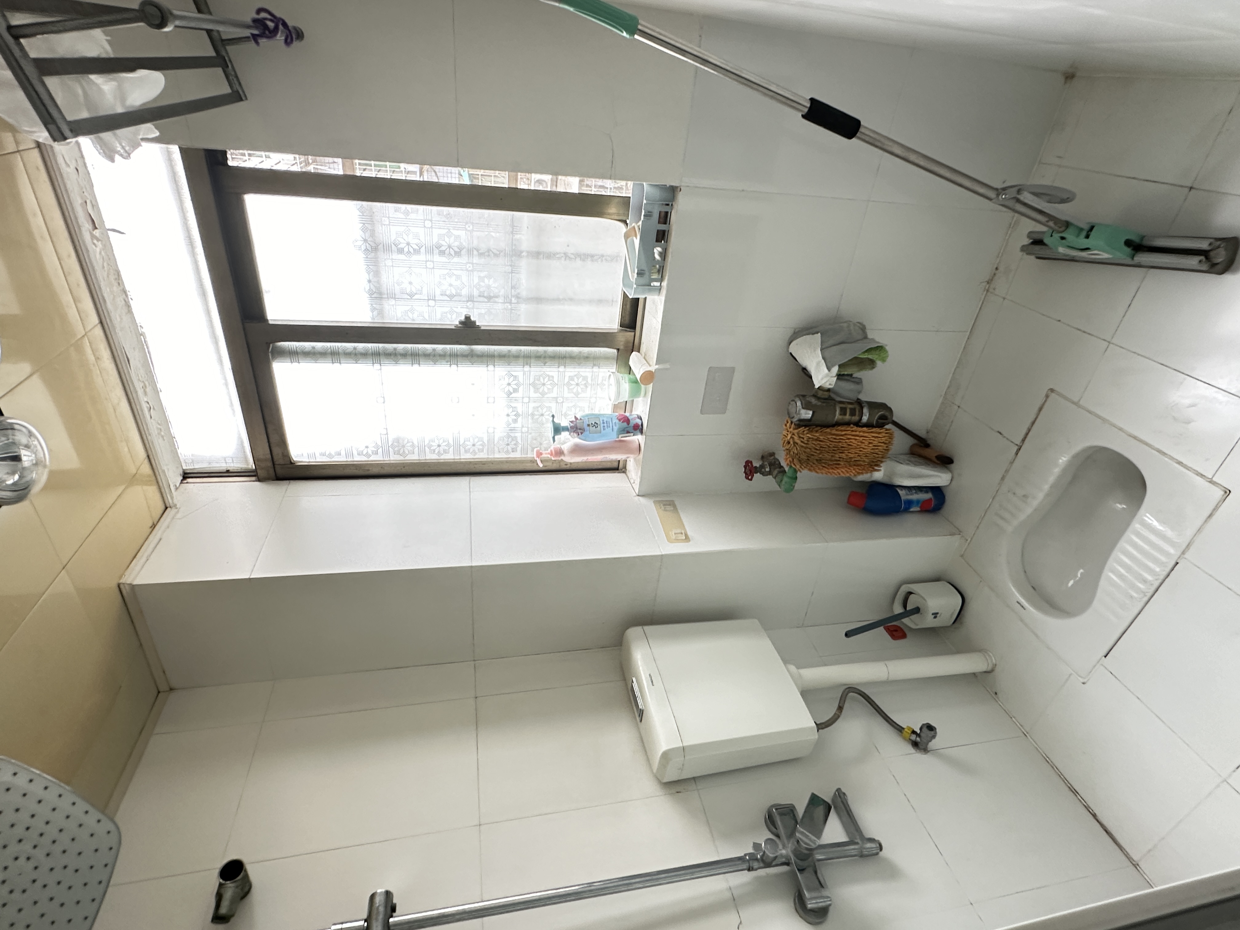 旺府佳园  3室2厅2卫   2200.00元/月室内图