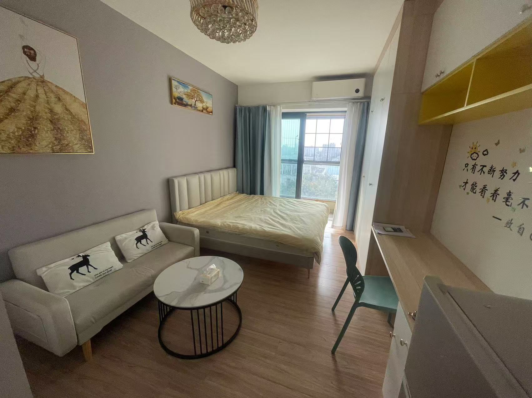 新长海漓湘悦  1室1厅1卫    1400.0元/月 新长海漓湘悦  1室1厅1卫    1400.0元/月室内图