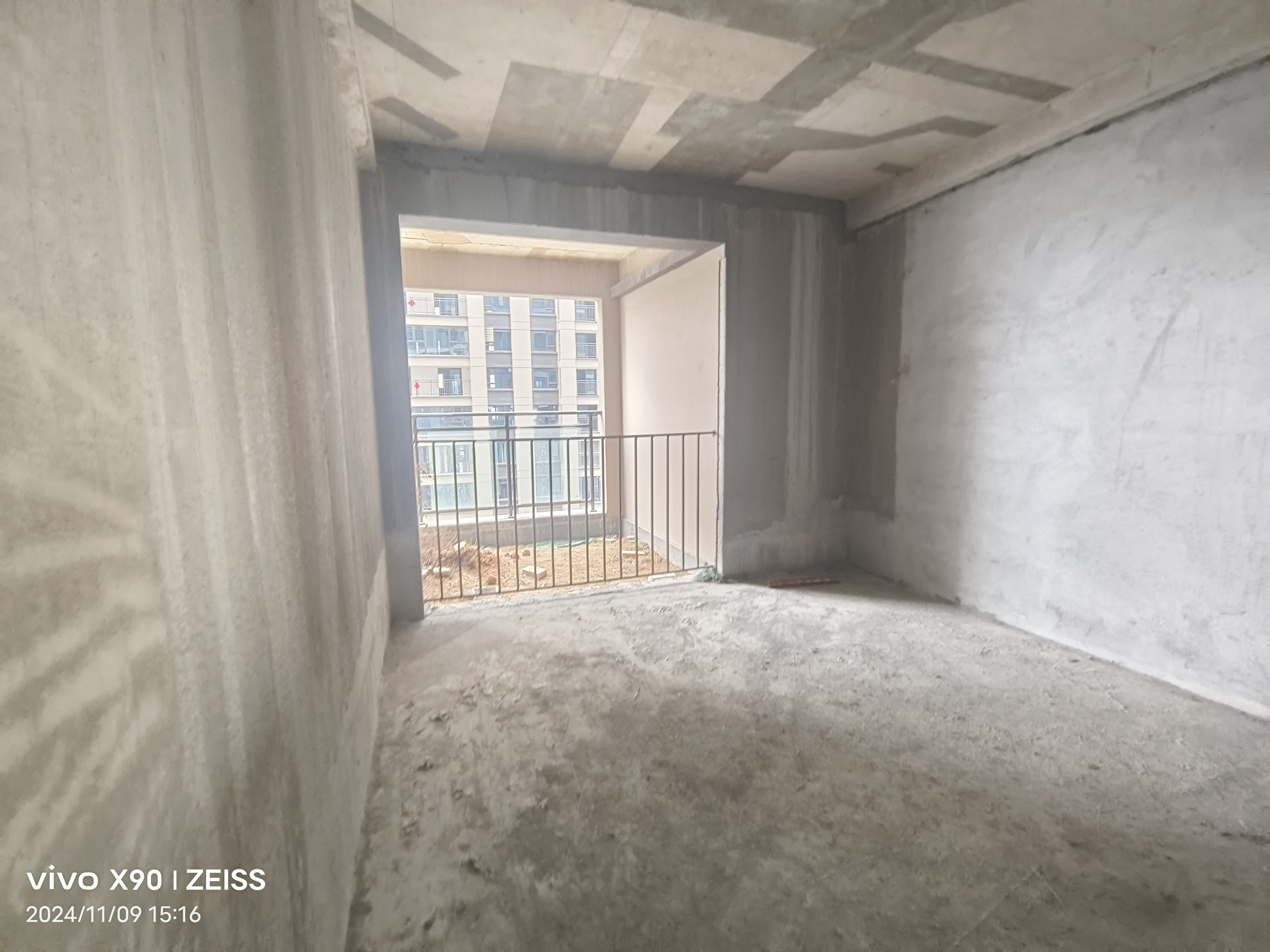 建发央著(悦发央著) 5室2厅3卫 192.0万 建发央著(悦发央著) 5室2厅3卫 192.0万室内图