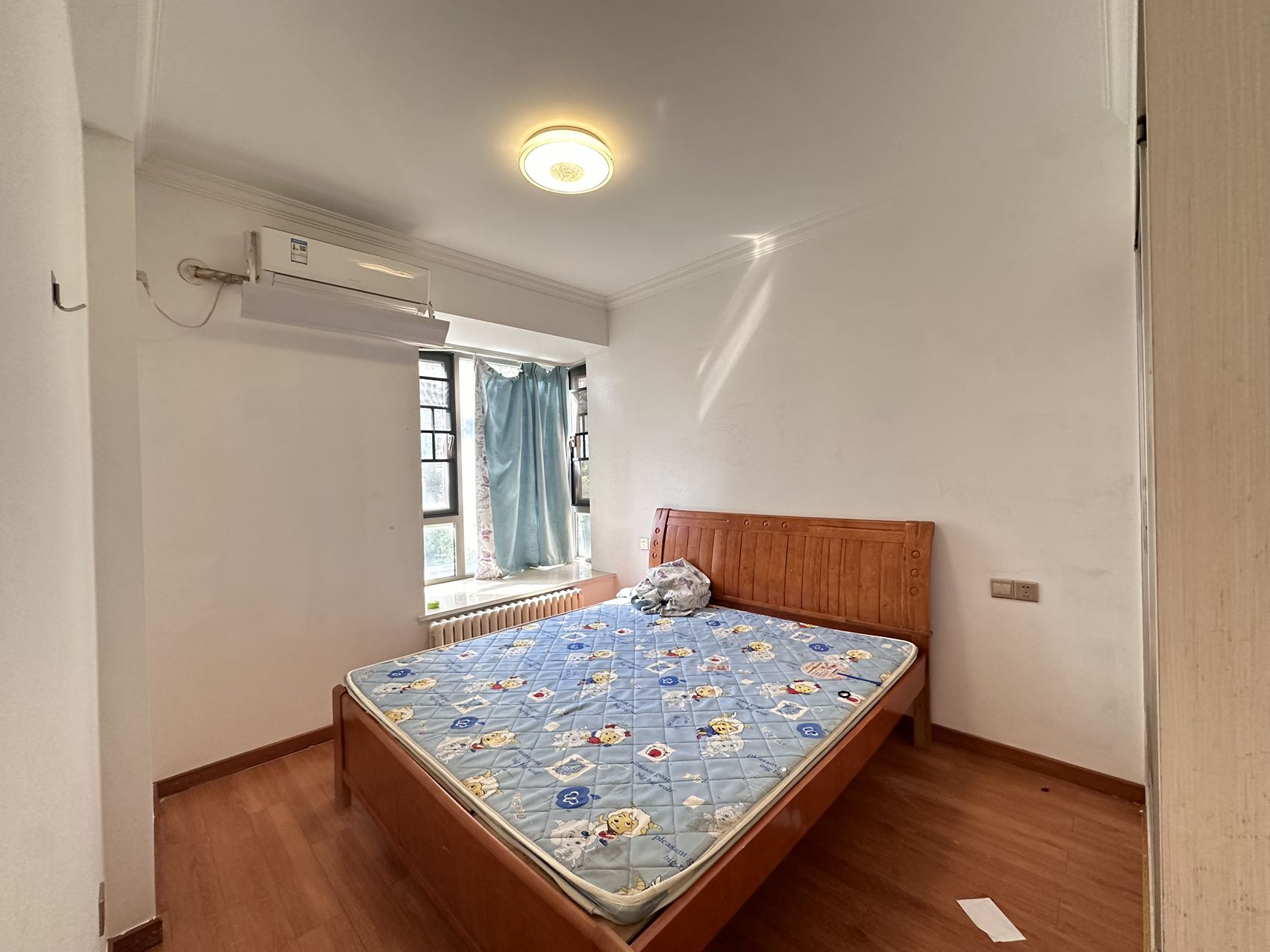 怡海星城  3室2厅2卫    2200.0元/月 怡海星城  3室2厅2卫    2200.0元/月室内图