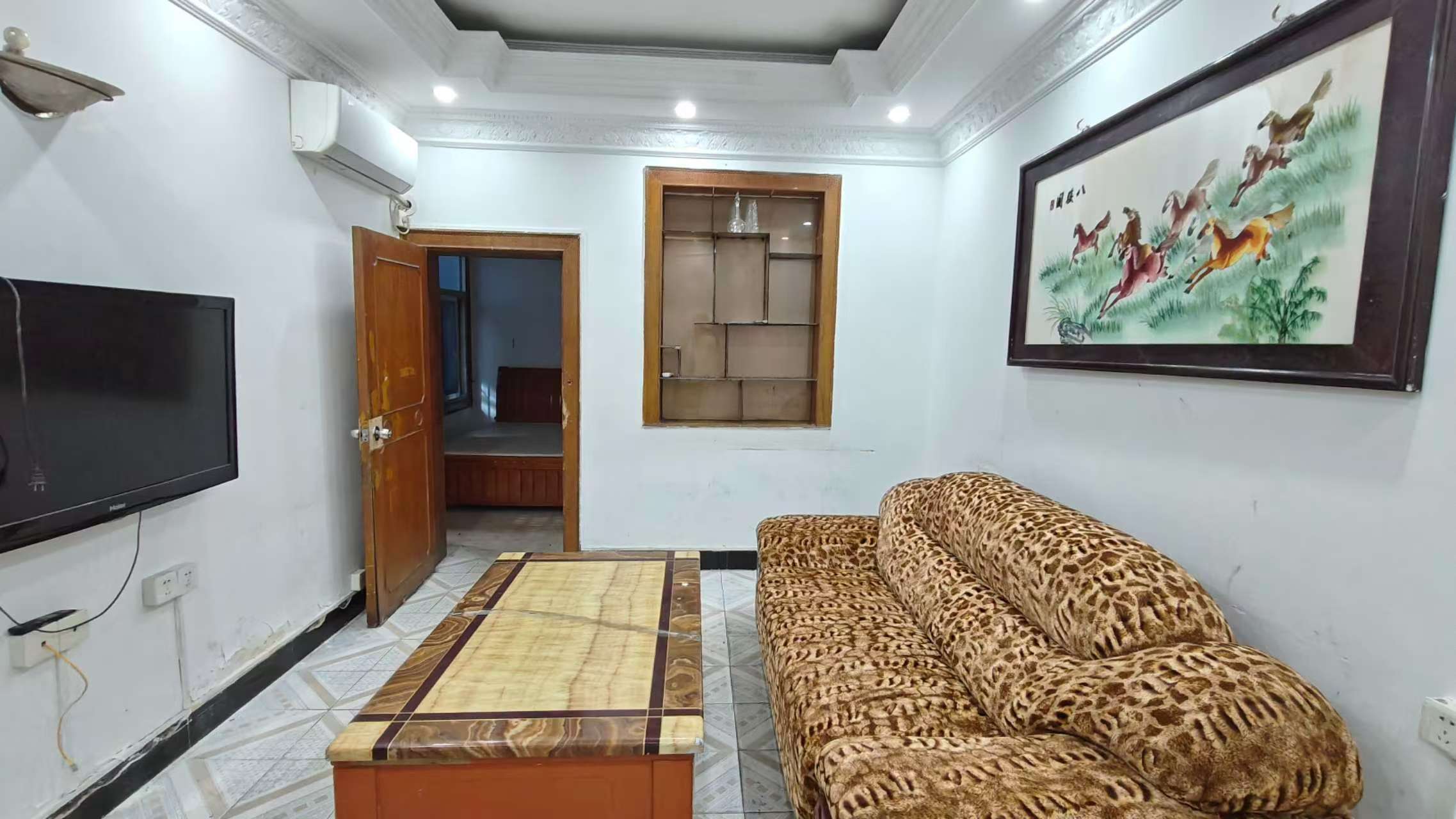 书院路散盘  3室2厅1卫    2500.0元/月 书院路散盘  3室2厅1卫    2500.0元/月室内图