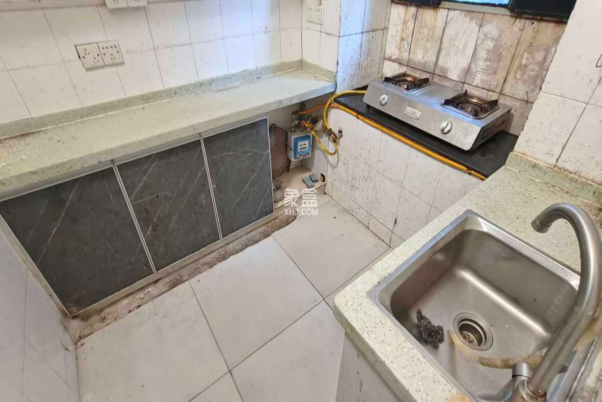 书院路散盘  3室2厅1卫    2500.0元/月 书院路散盘  3室2厅1卫    2500.0元/月室内图