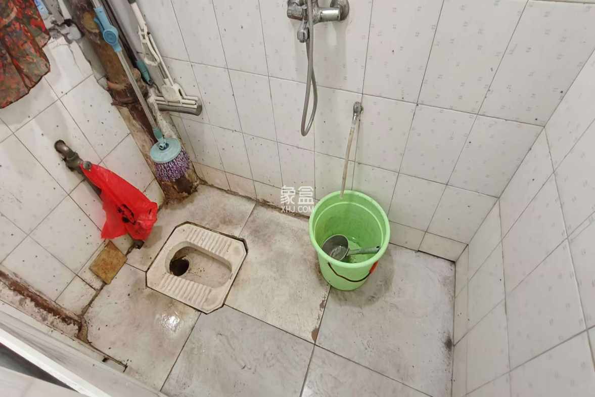 书院路散盘  3室2厅1卫    2500.0元/月 书院路散盘  3室2厅1卫    2500.0元/月室内图