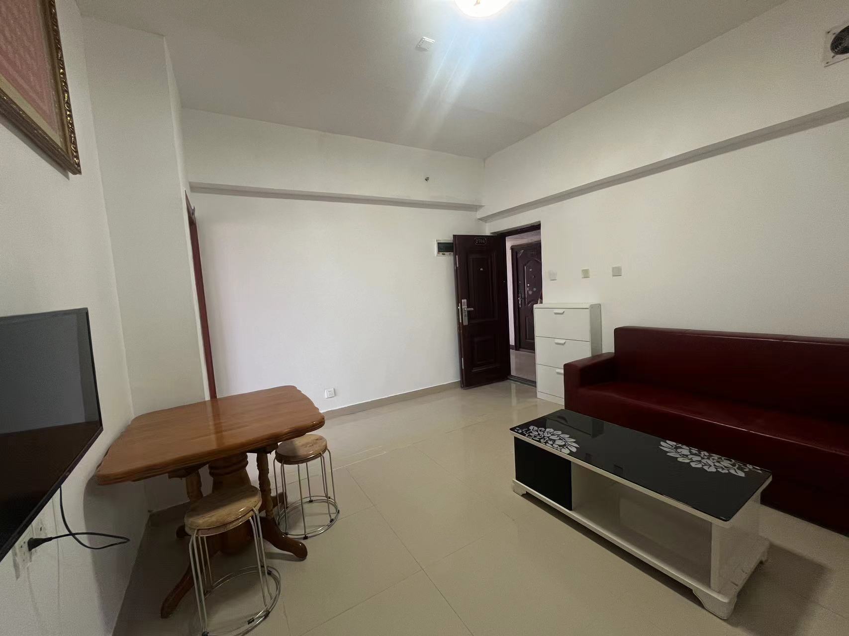 星城新宇颐景苑  1室1厅1卫    1650.0元/月 星城新宇颐景苑  1室1厅1卫    1650.0元/月室内图1