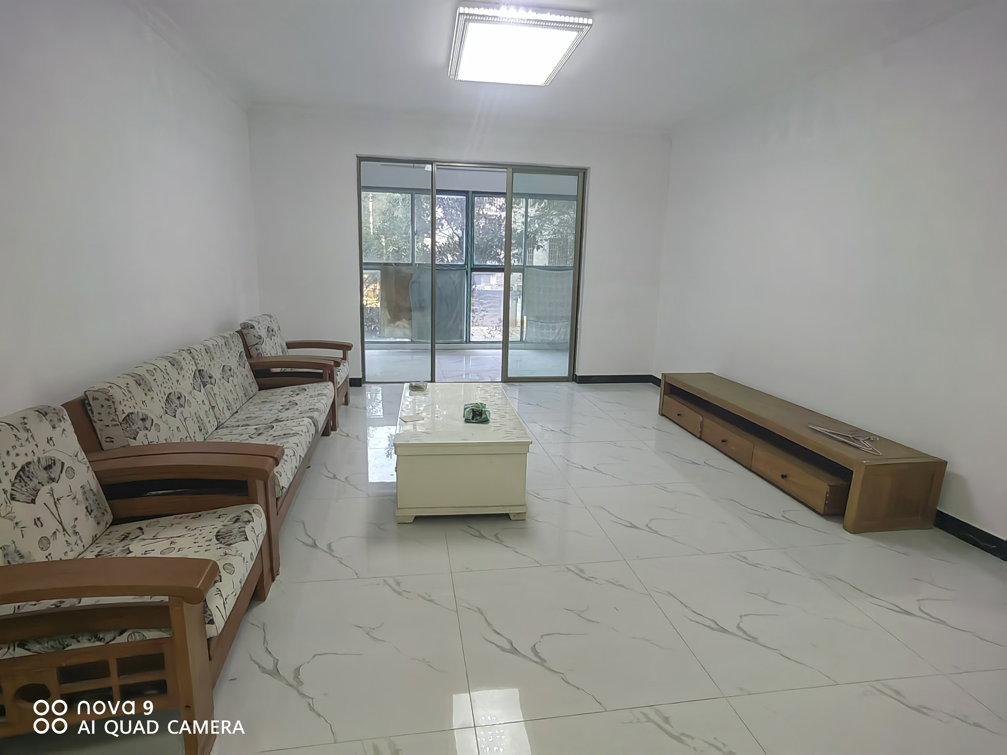 南郡明珠 3室2厅2卫 1600.0元/月 南郡明珠 3室2厅2卫 1600.0元/月室内图