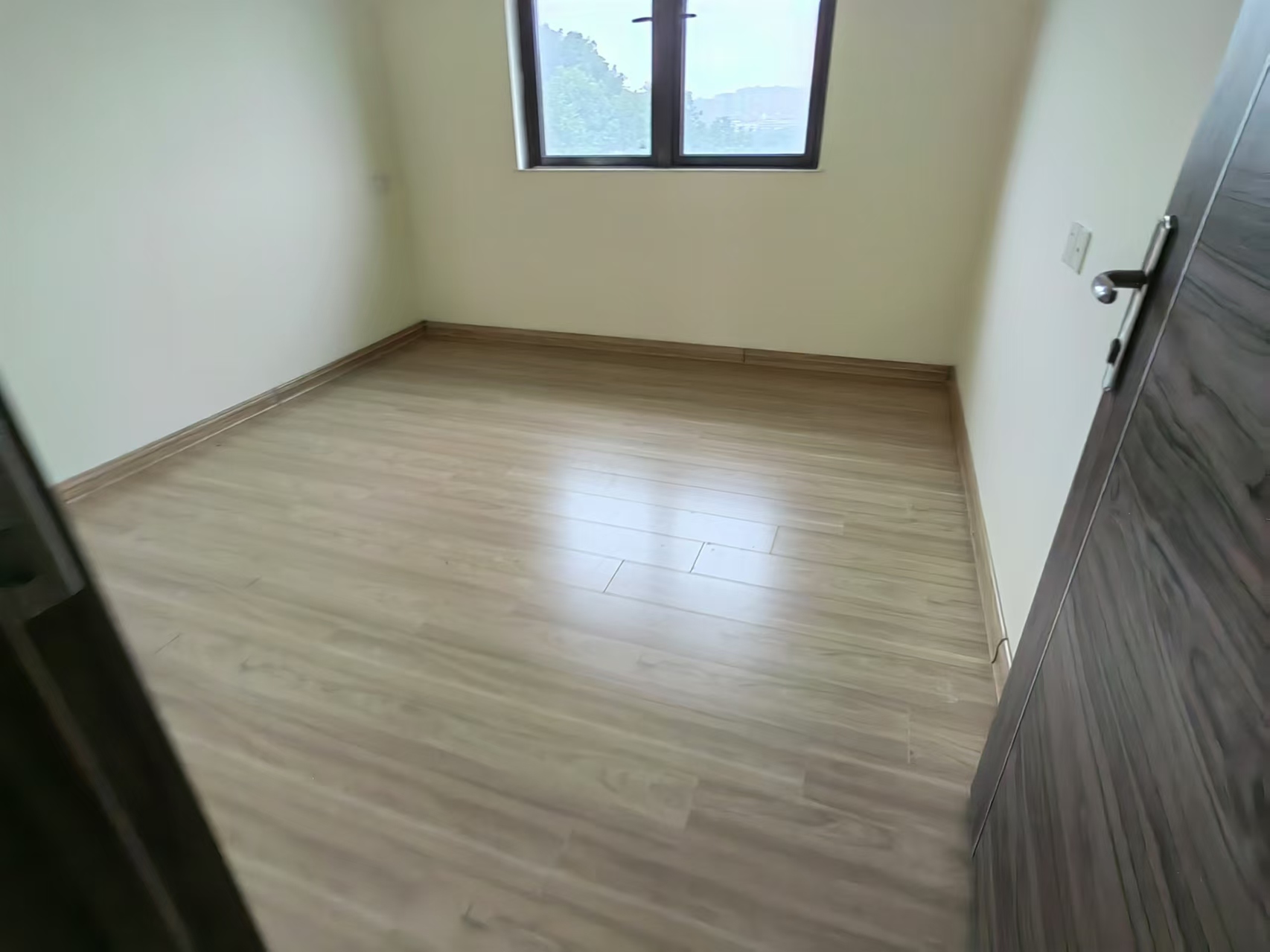 碧桂园公园壹号(凯怡茗苑) 3室2厅1卫 1600.0元/月 碧桂园公园壹号(凯怡茗苑) 3室2厅1卫 1600.0元/月室内图