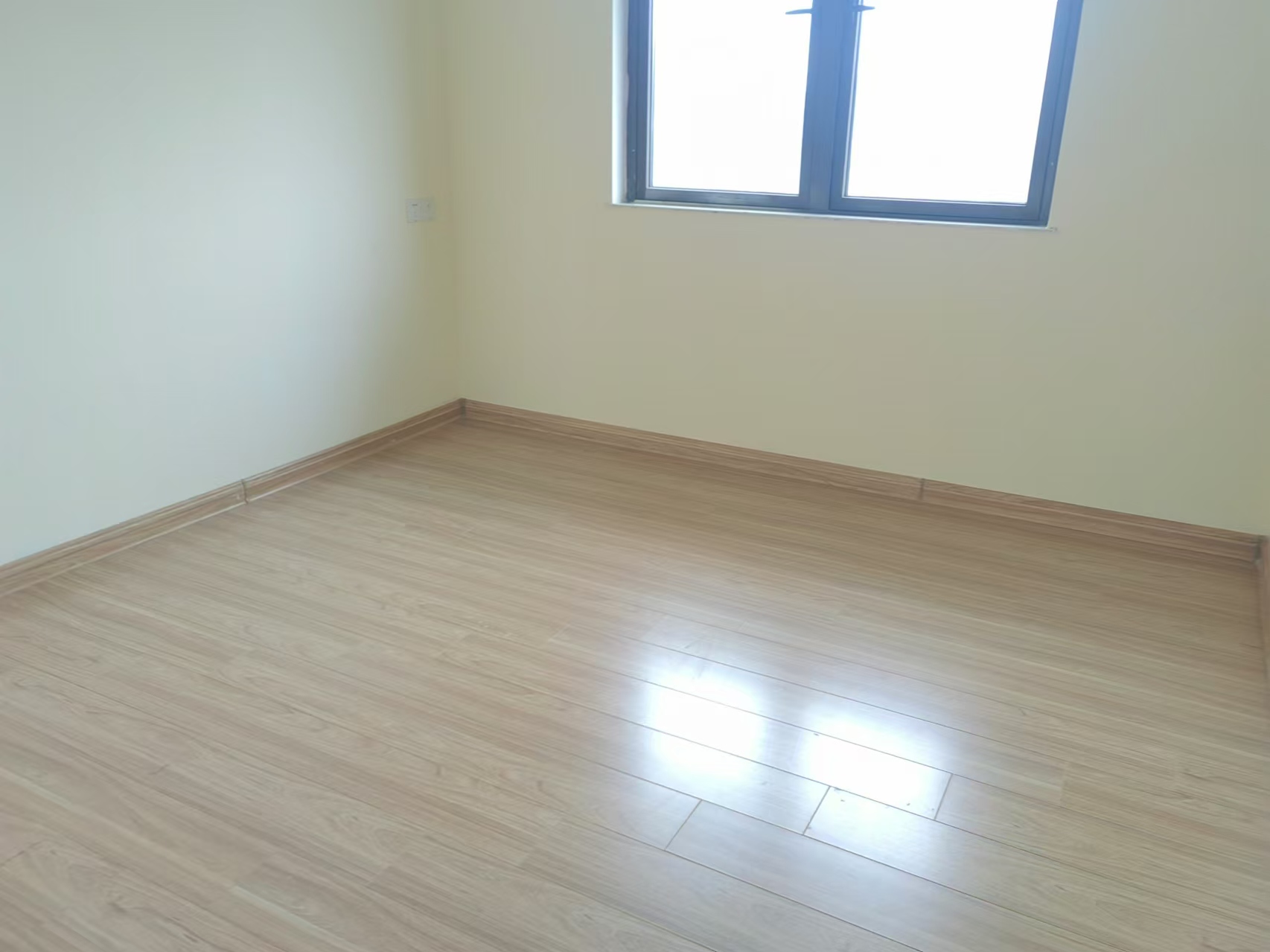 碧桂园公园壹号(凯怡茗苑) 3室2厅1卫 1600.0元/月 碧桂园公园壹号(凯怡茗苑) 3室2厅1卫 1600.0元/月室内图