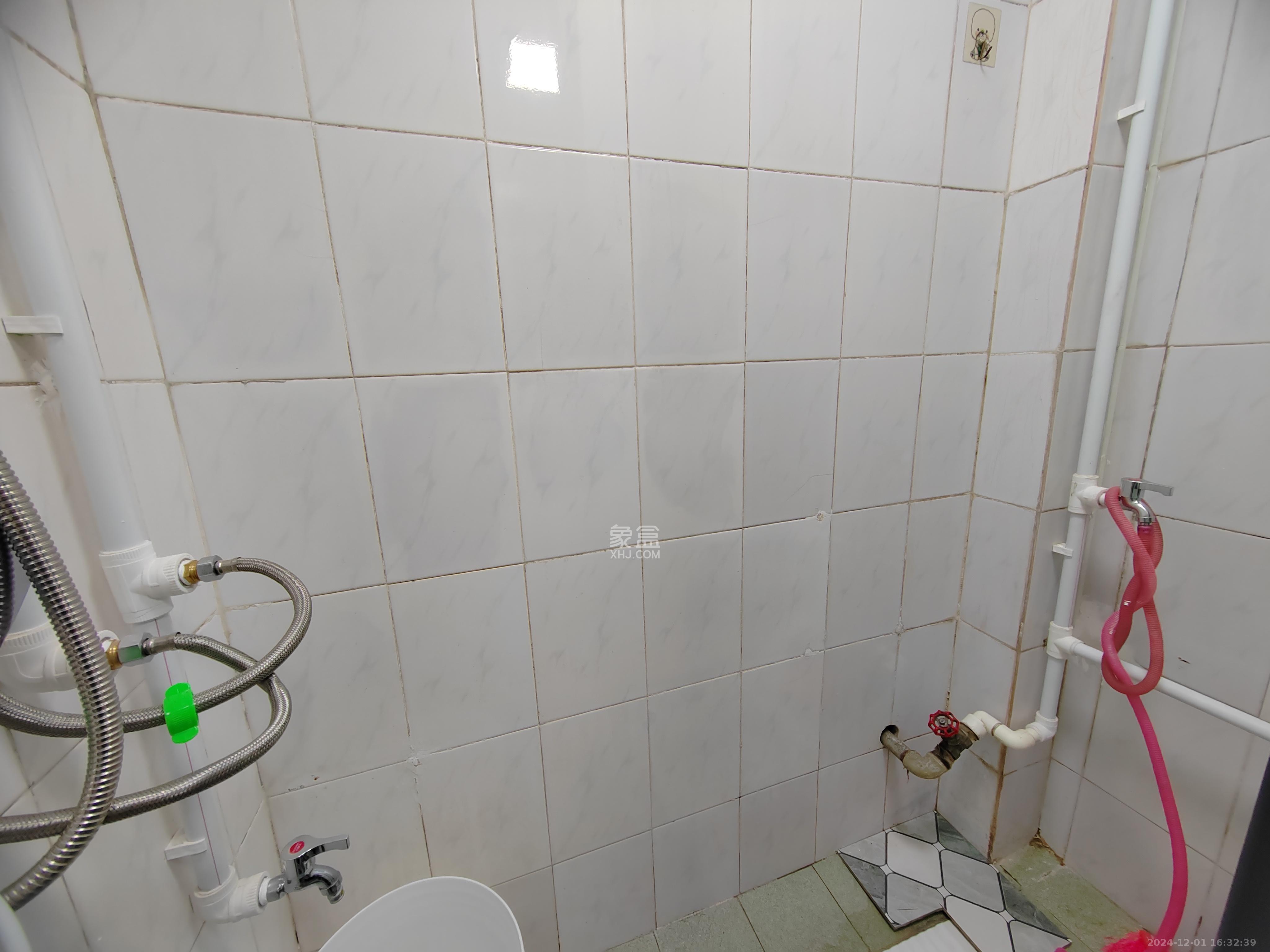 东风一村社区房(王家垅) 3室1厅1卫 1600.0元/月 东风一村社区房(王家垅) 3室1厅1卫 1600.0元/月室内图