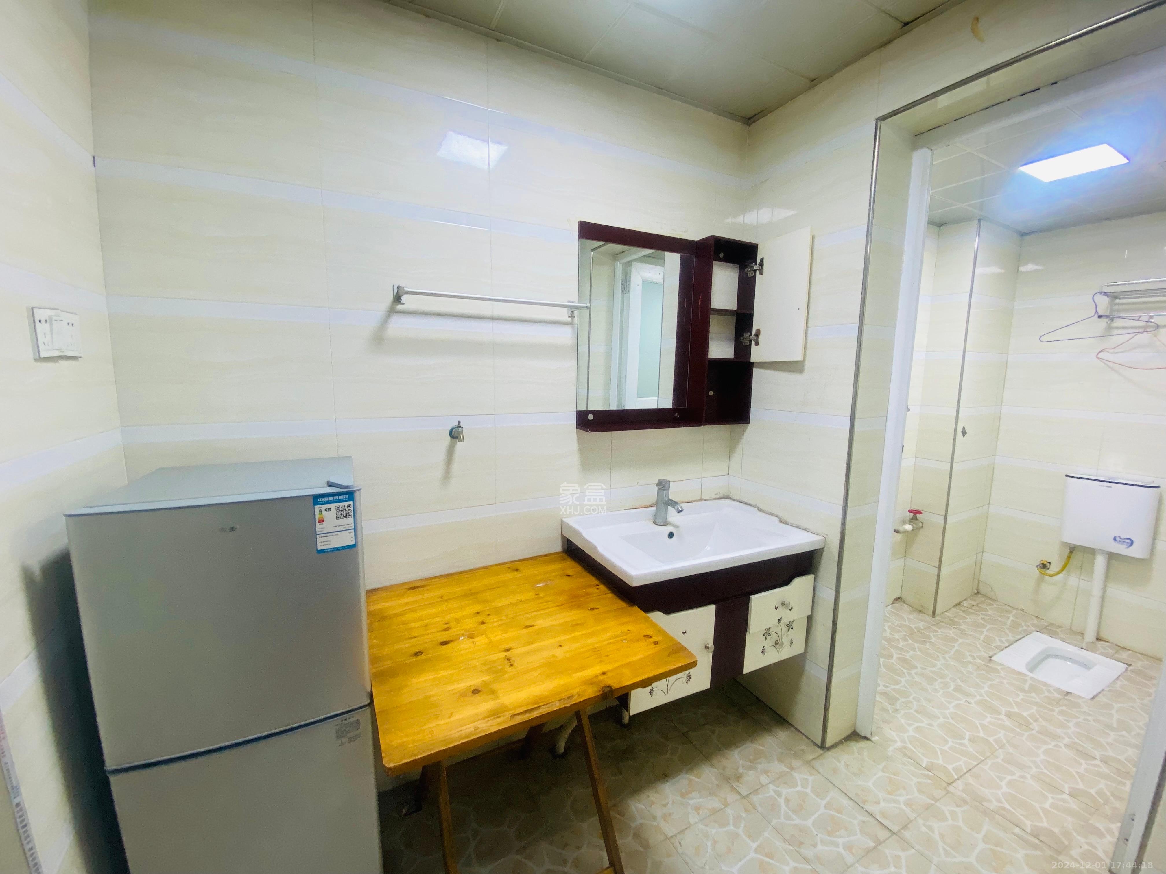 恒丰天湘华庭 1室1厅1卫 1700.0元/月 恒丰天湘华庭 1室1厅1卫 1700.0元/月室内图