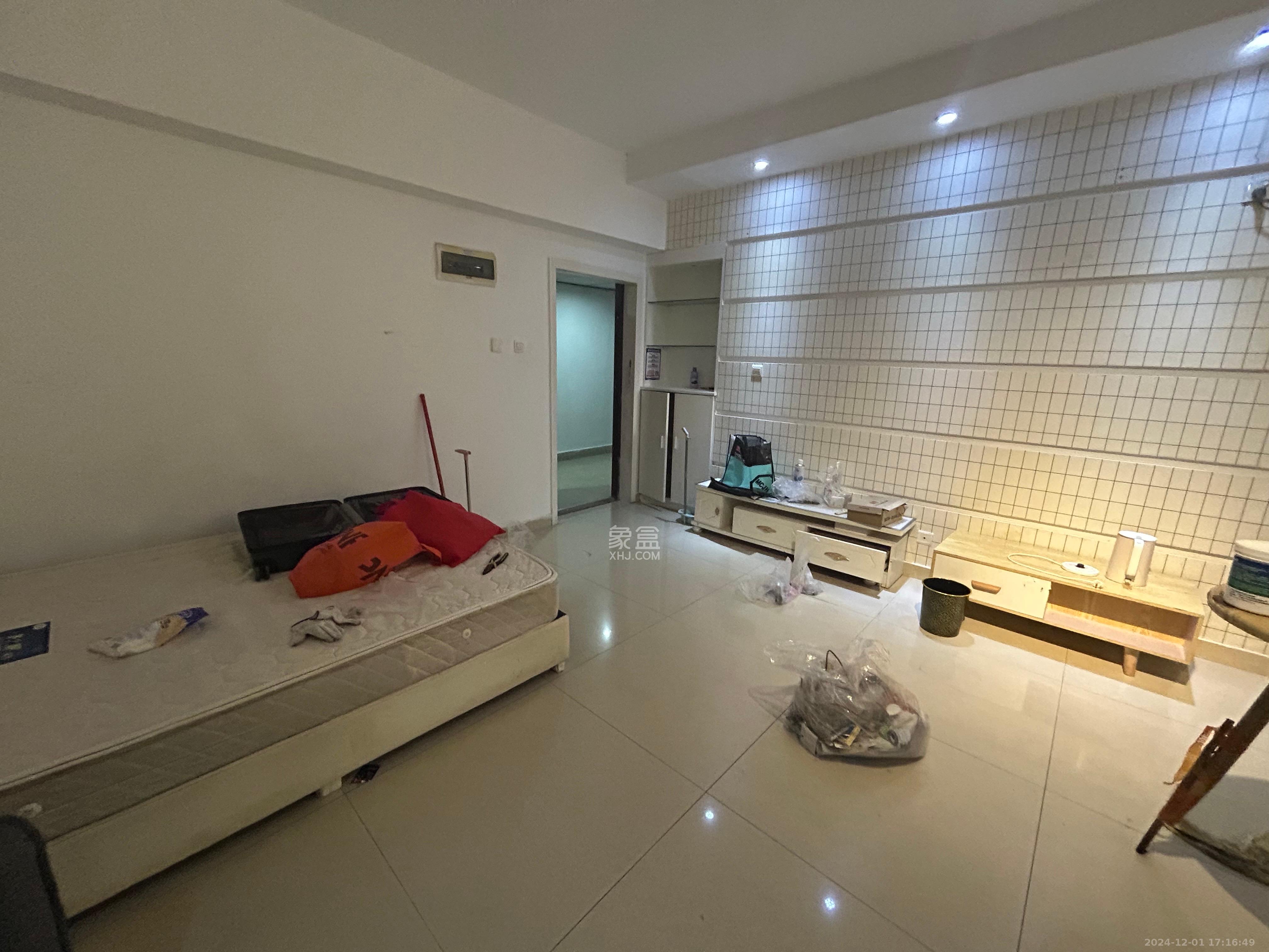 嘉顿新天地 1室1厅1卫 2300.0元/月 嘉顿新天地 1室1厅1卫 2300.0元/月室内图