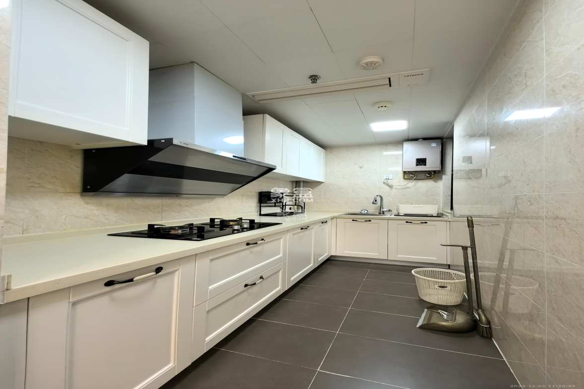 万科里金域国际  3室2厅2卫    3700.0元/月 万科里金域国际  3室2厅2卫    3700.0元/月室内图