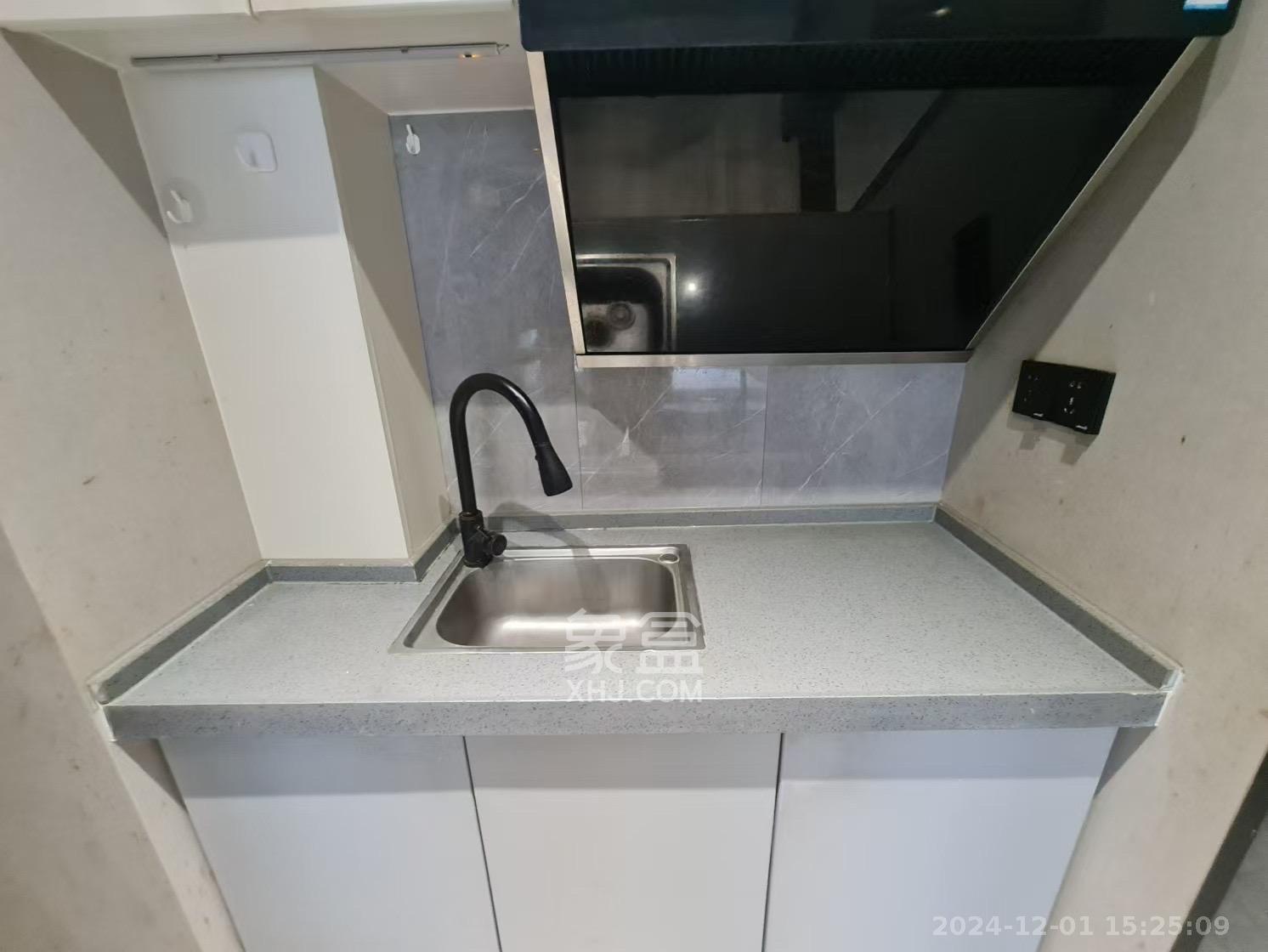 复地星光天地 1室0厅0卫 1700.0元/月 复地星光天地 1室0厅0卫 1700.0元/月室内图