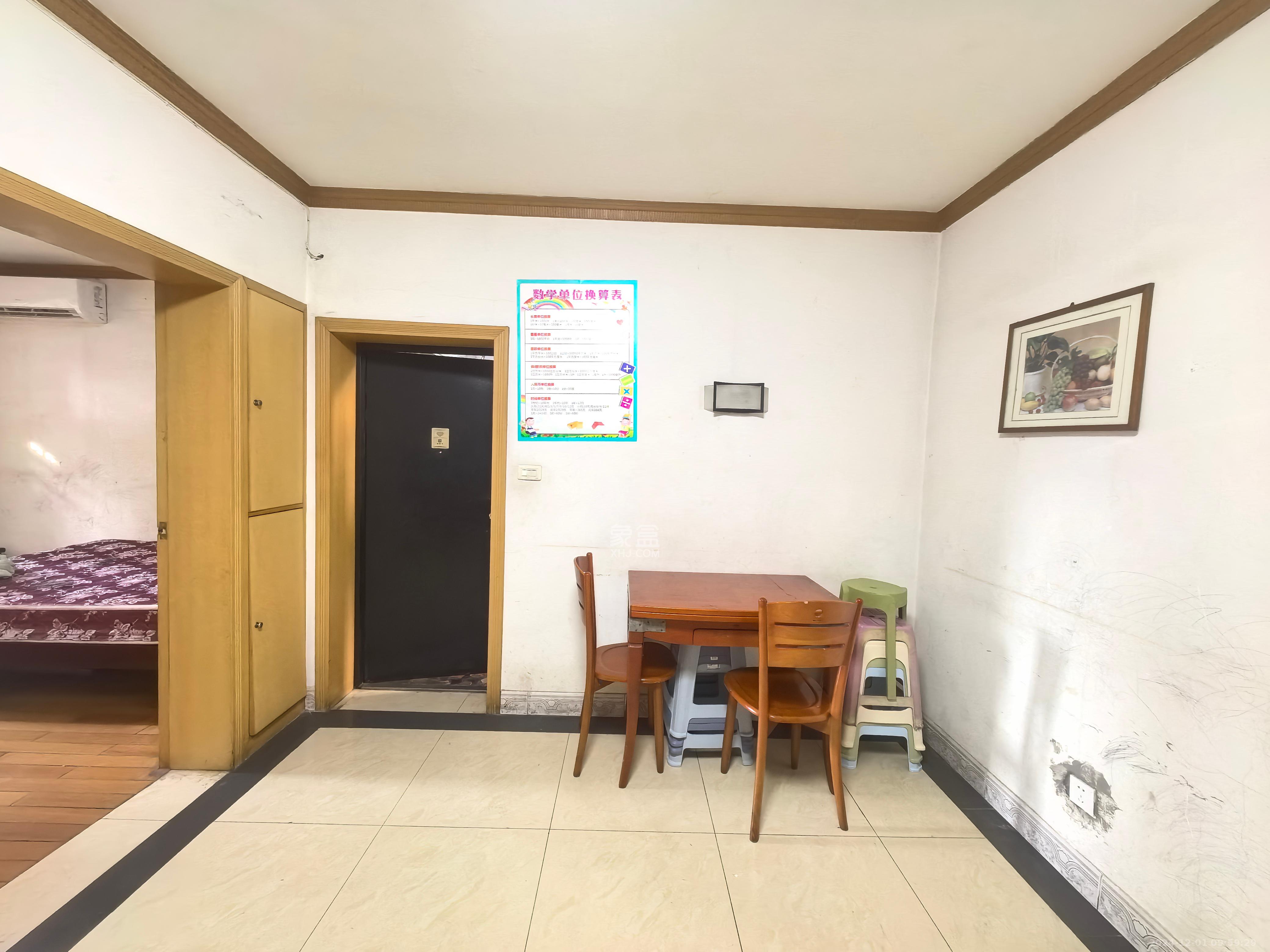 向韶村 2室1厅1卫 2200.0元/月 向韶村 2室1厅1卫 2200.0元/月室内图